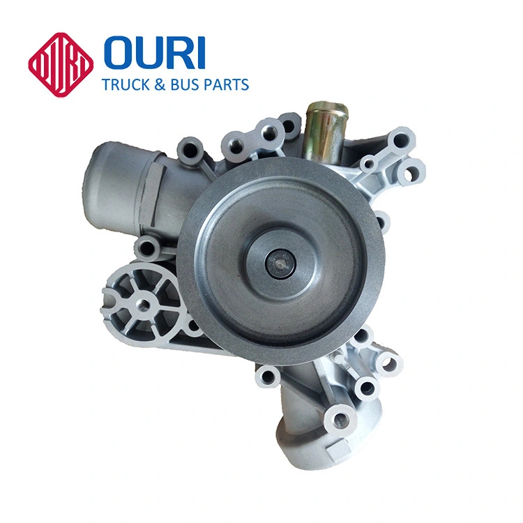 Camion Ouri à usage intensif 20833355 20834409 20997647 21417491 3801164 3801244 3801577 85003894 85009894 7420834409 7420997650 7485003894 pompe à eau pour Volvo Chariot