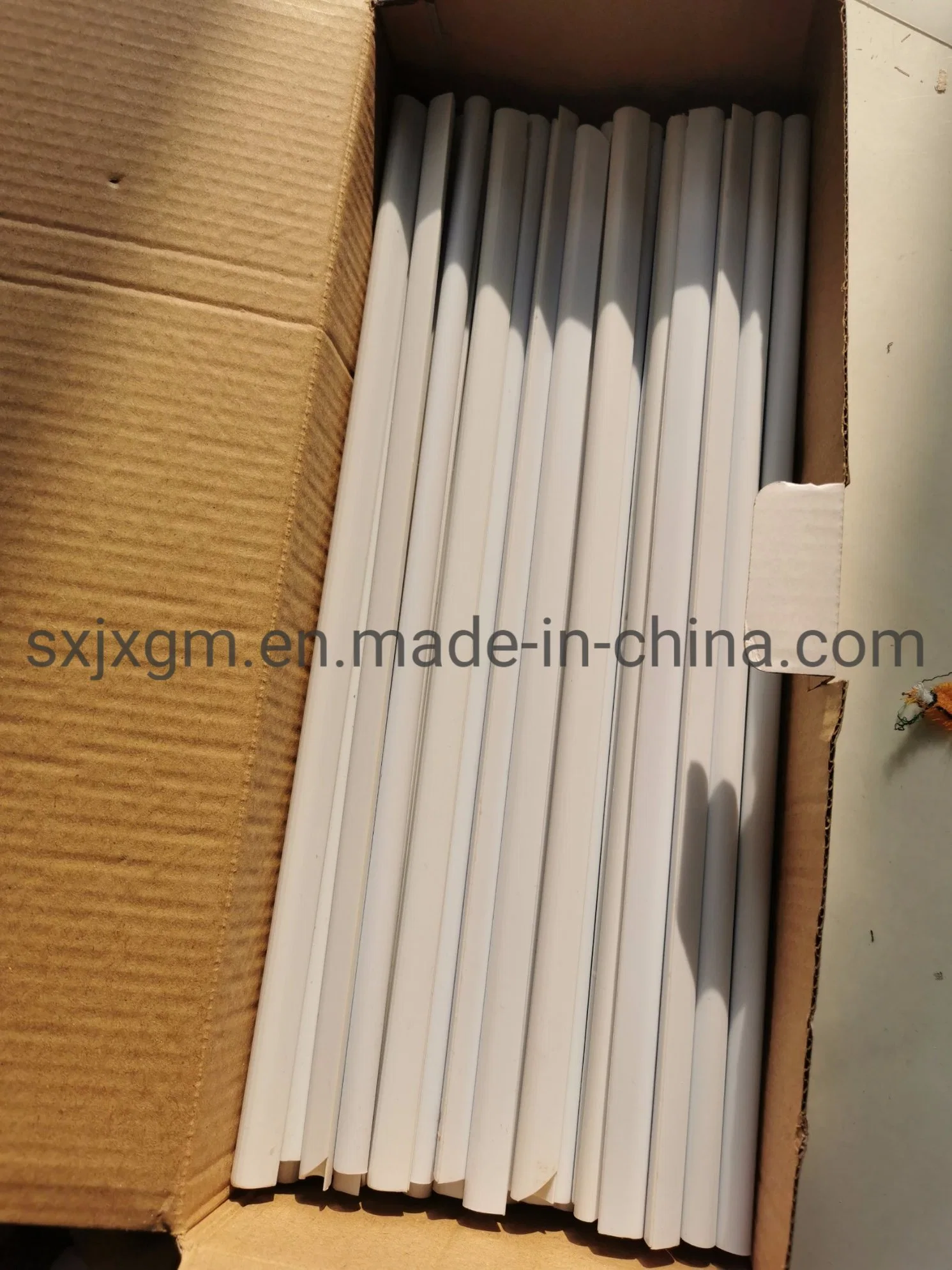 Plastic Folder 12mm