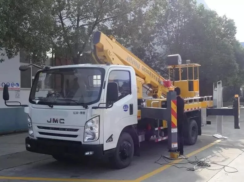 China Jmc 19 21 22 Metros de brazo telescópico de camiones de trabajo, el hombre carretilla elevadora