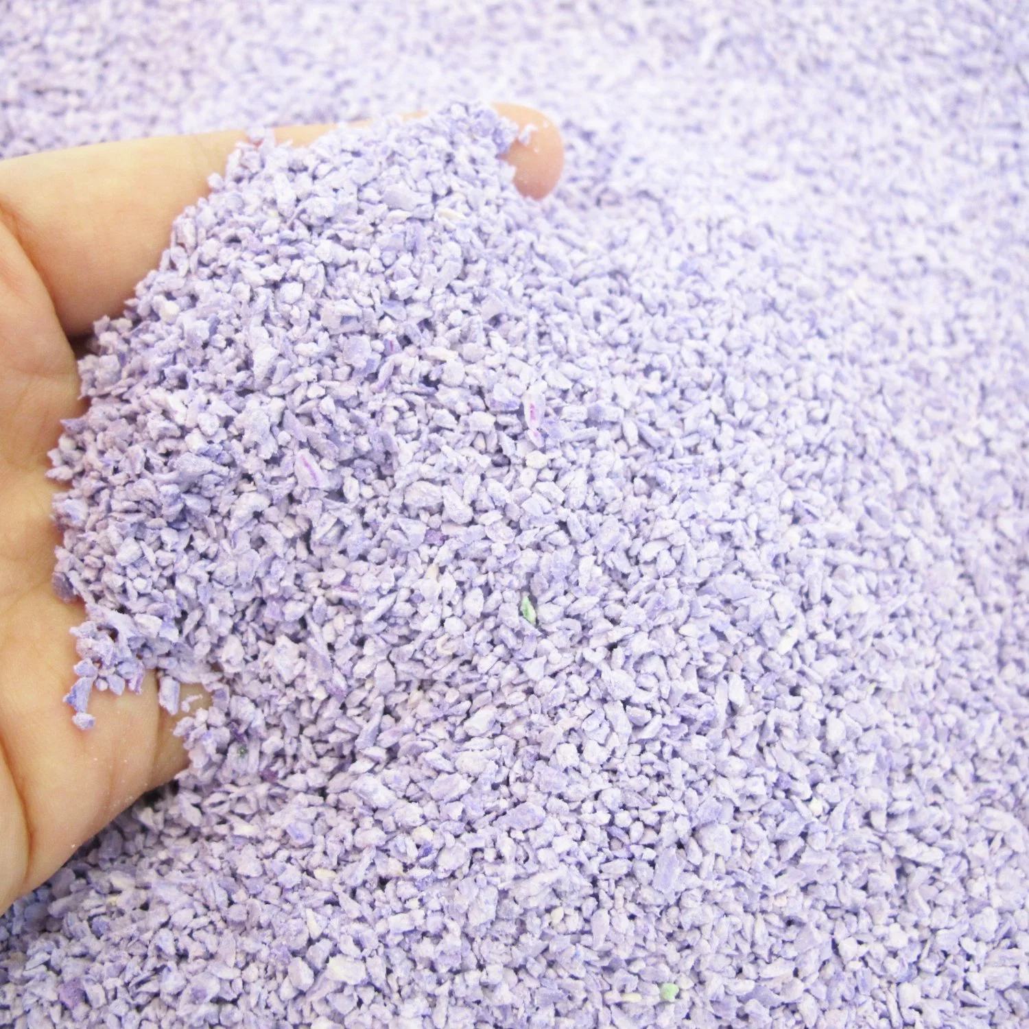 Eco-Friendly Natural Pea Starch OEM Different Colors Lavender or Peach Fragrance Tofu Crushed Litter Sand Pet Toy