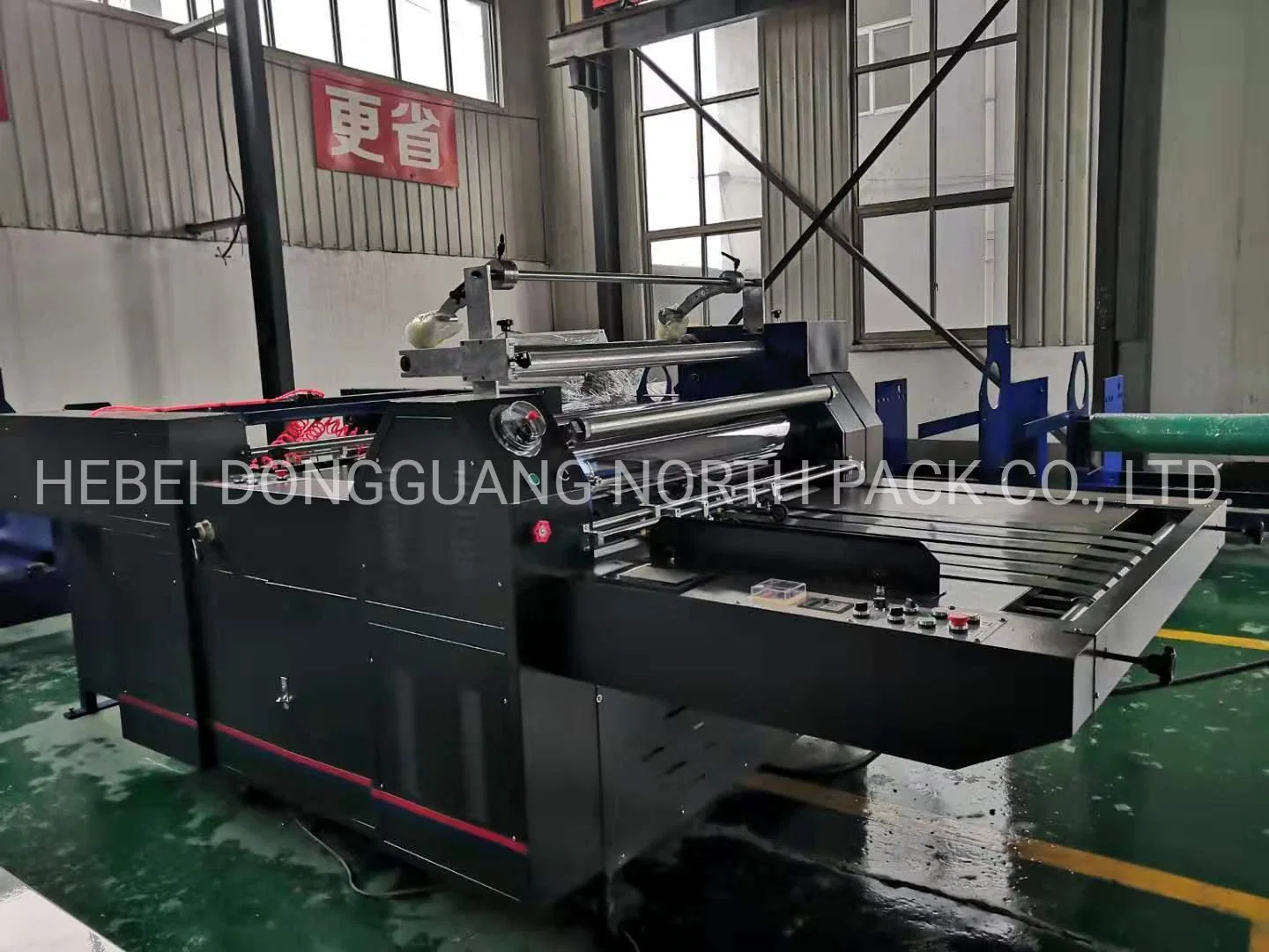 Film laminator machine for corrugated paper carton boxing making