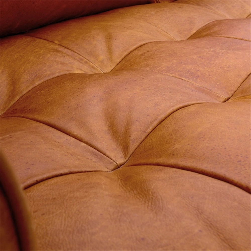 MODERNES Sofa aus LEDER AUS DER MITTE des Jahrhunderts Sofa aus getuftetem Leder Sofa 3 Sitzer