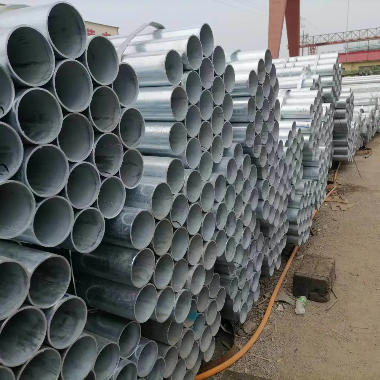 ASTM A106/A53/Spiral/Weld/Seamless/Carbon/Stainless/Black/Round/Gi Hollow Pipes Gas ERW Galvanized Steel Pipe