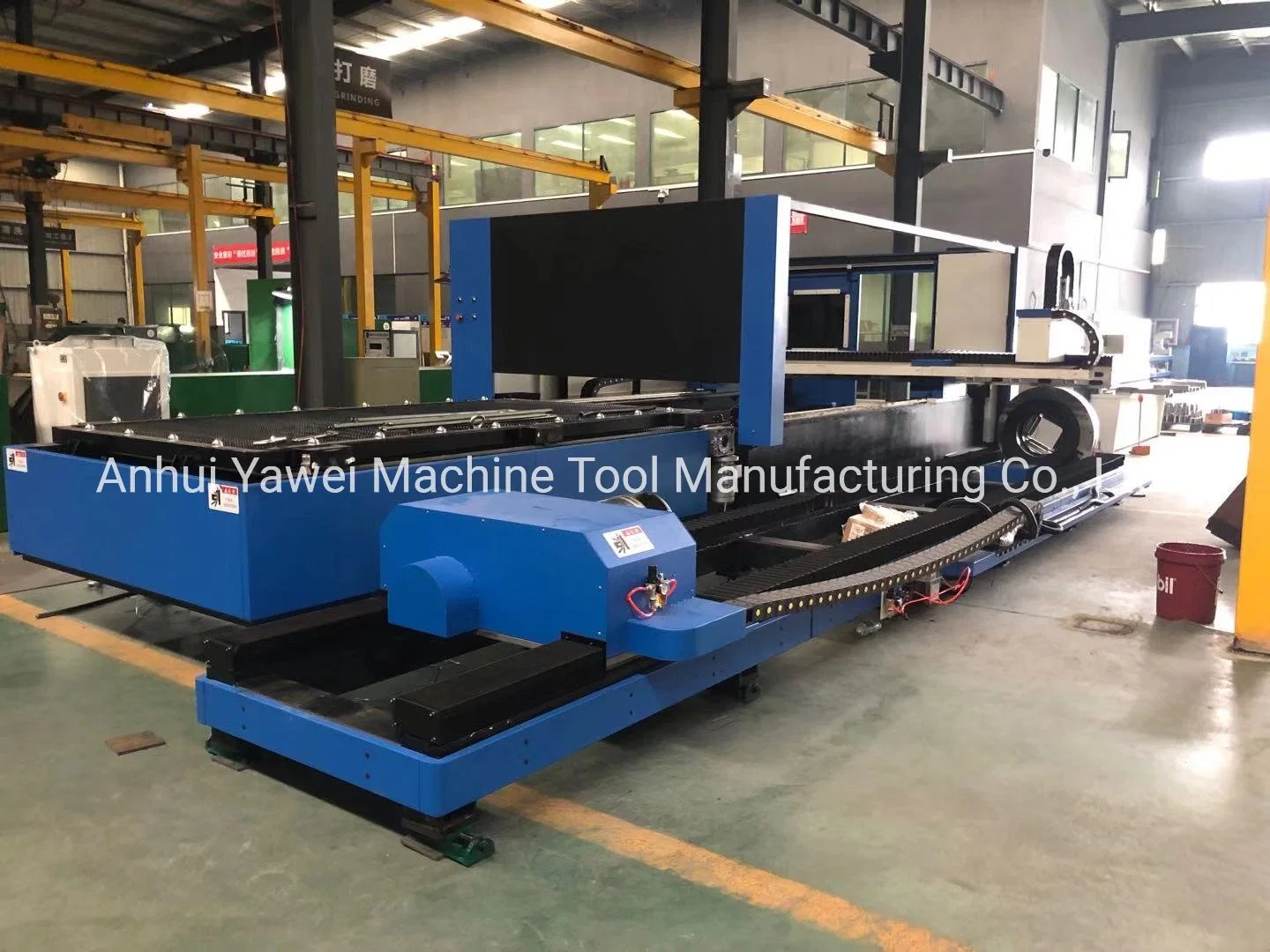 Ahyw CNC Steel Pipe and Plate Fiber Laser Cutting Machine 6020, 14020 for Metal, Sheet