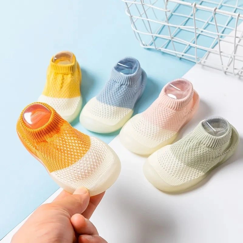 2023 New Design Summer Soft Breathable Shoelace Baby Indoor Sock Shoes Gift Kids Indoor Sandals