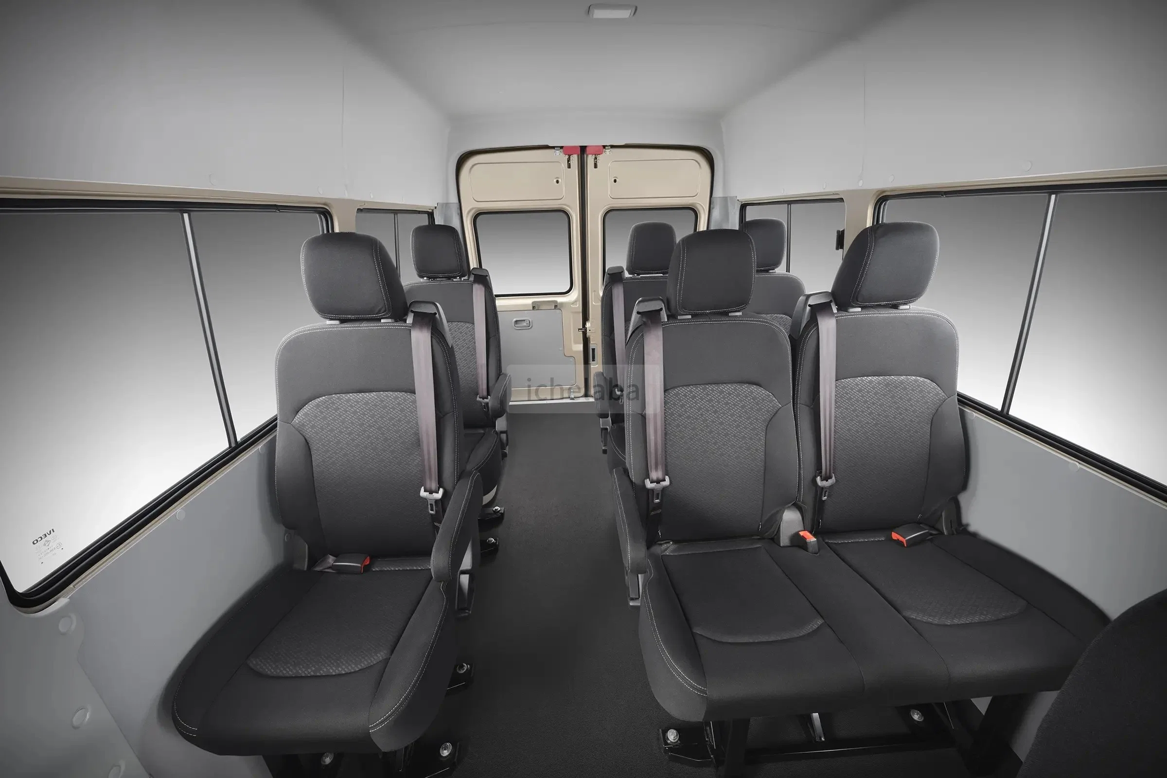 J'ai Veco nouveau quotidien passager Naveco Cargo Van 5-9 sièges de véhicule automobile pour moteur diesel 2.5L