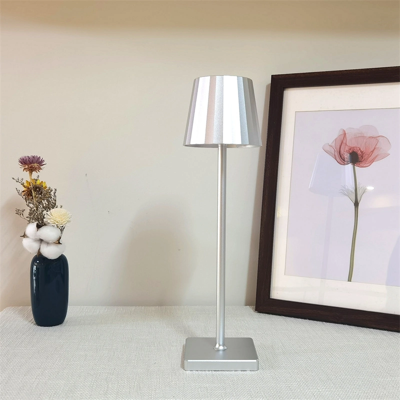 IP54 Waterproof Aluminum Oxidation Finishing LED Rechargeable Table Lamps