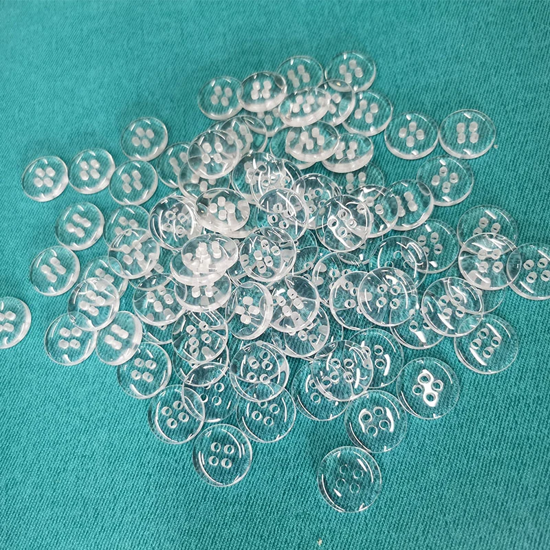 Wholesale Transparent Plastic Button for Clothes Plastic Sewing Buttons 4 Holes Buttons