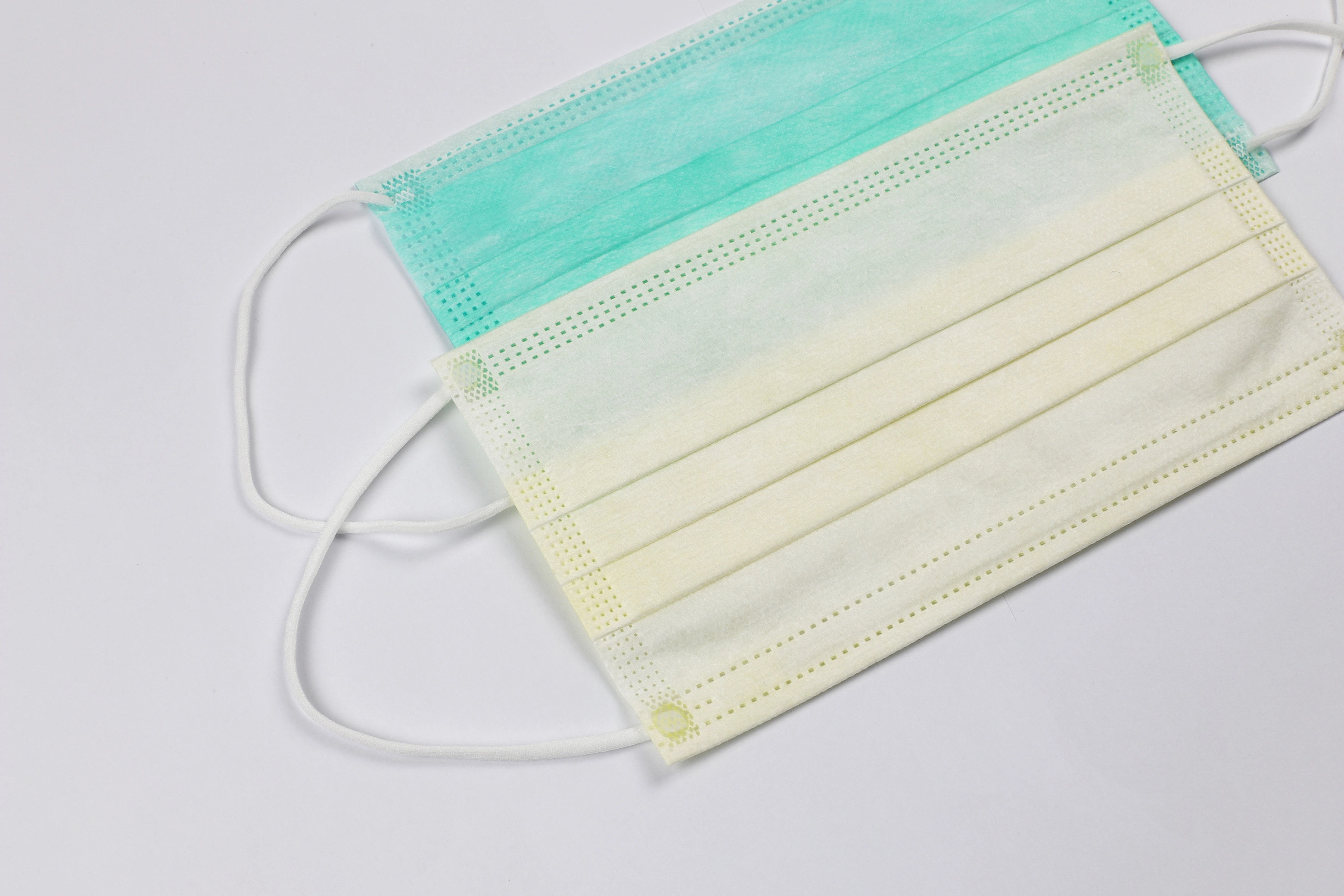 Low Resistance 1.8 High Filter 99 Super Breathable Disposable 3 Ply Protective Face Masks