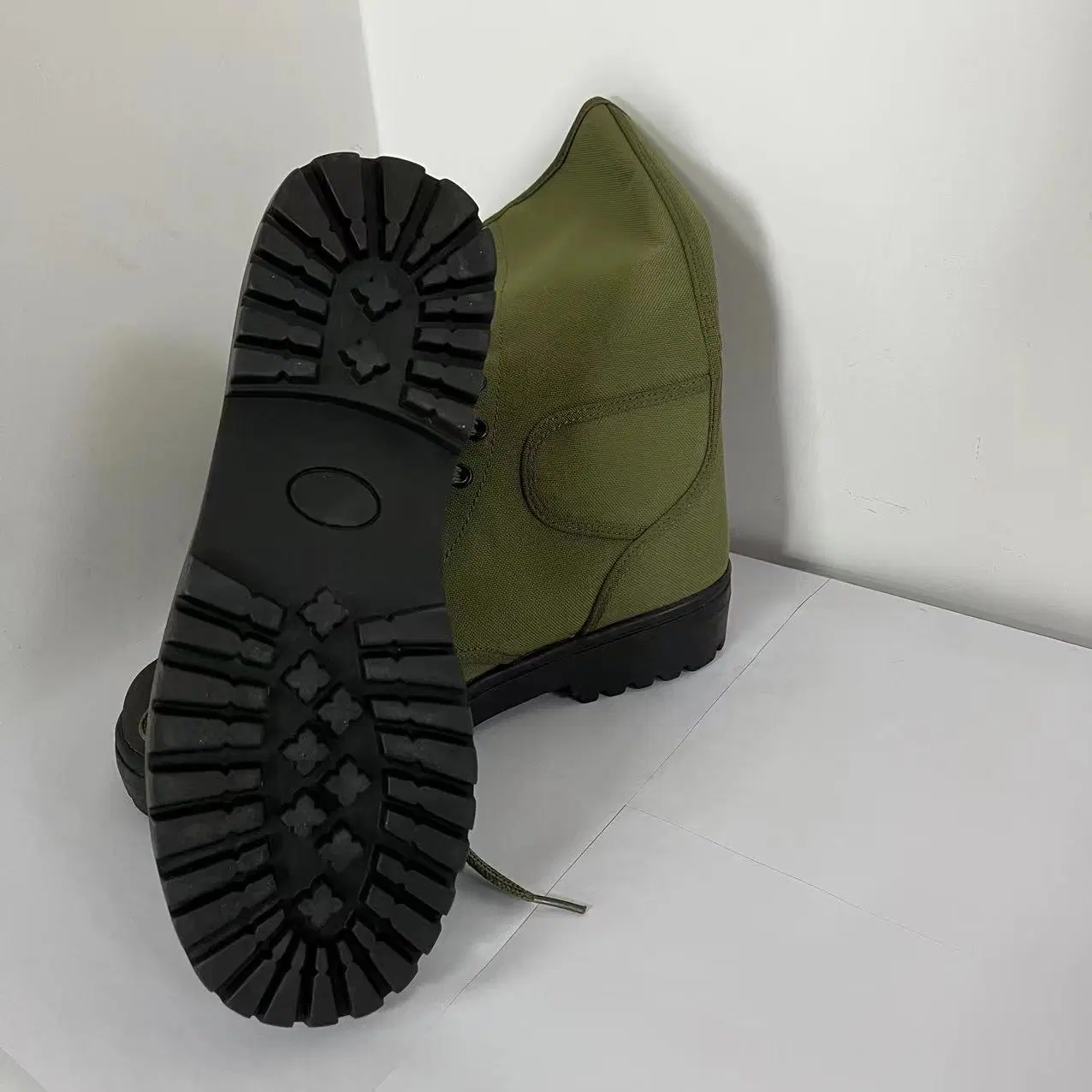 Outdoor Camp Hunting Green Canvas Training Shoes