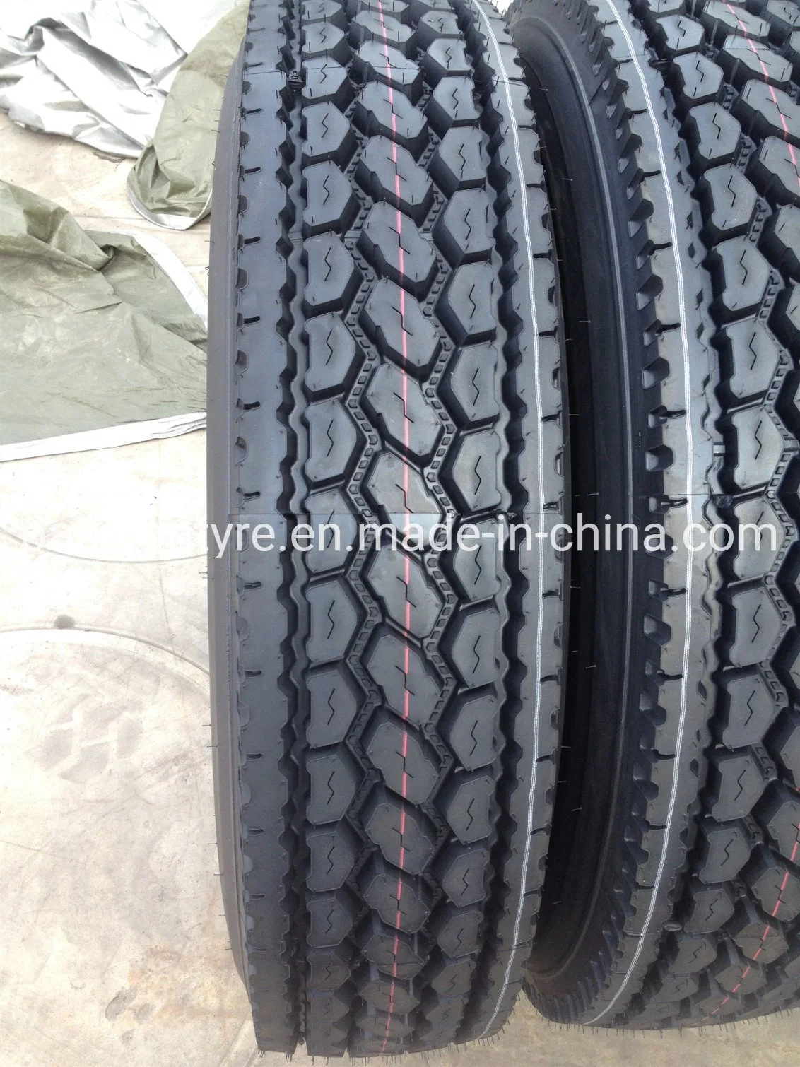 North American 11r22.5 11r24.5 285/75r24.5 295/75r22.5 Low Profile All Steel Radial Truck Bus Tyres