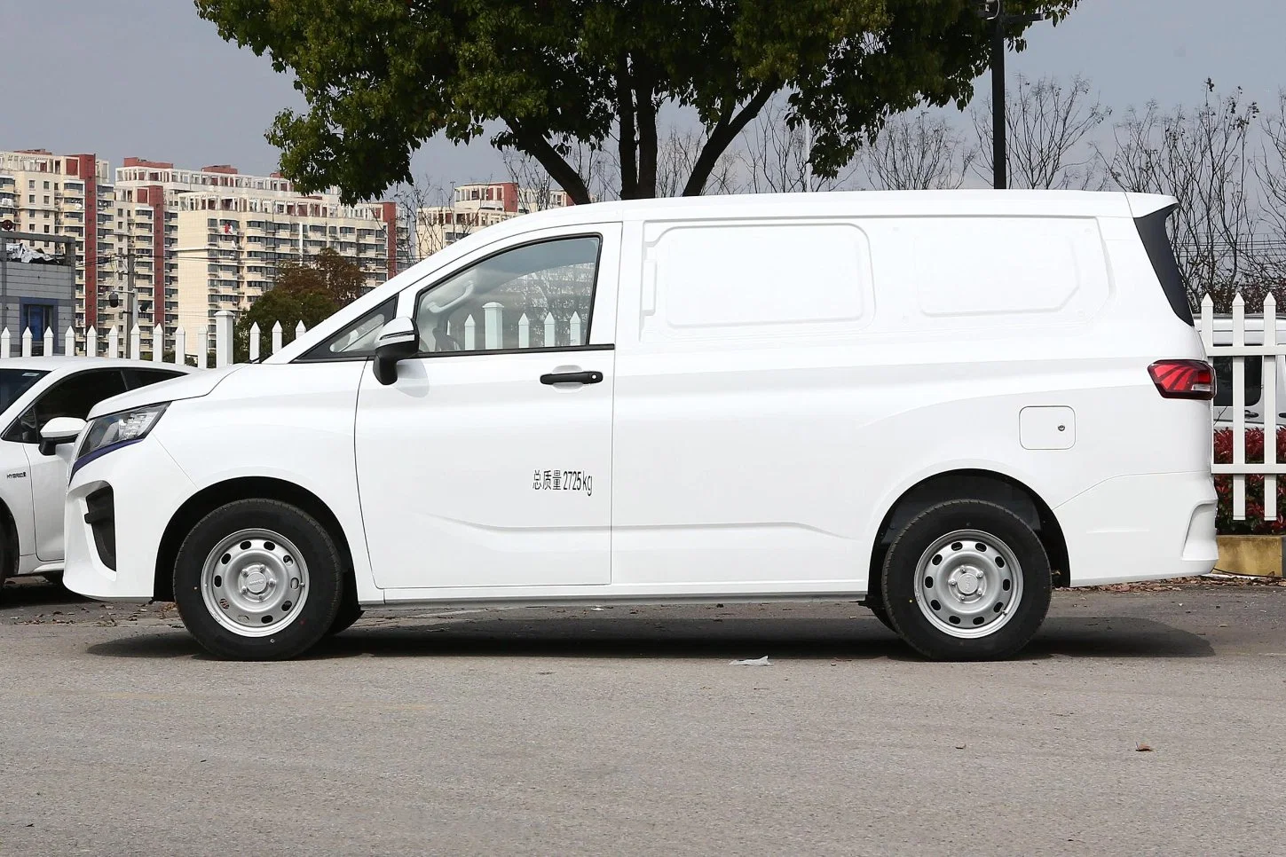 Monospace EV Van Voiture Voiture électrique de 7 sièges Minivan Cargo