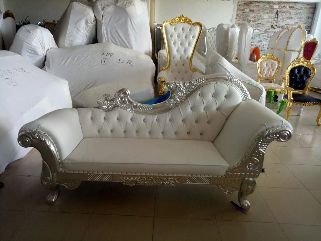 Royal Classic SPA Salon Barber Shop Furniture Hotel Long Waiting Room Sofa