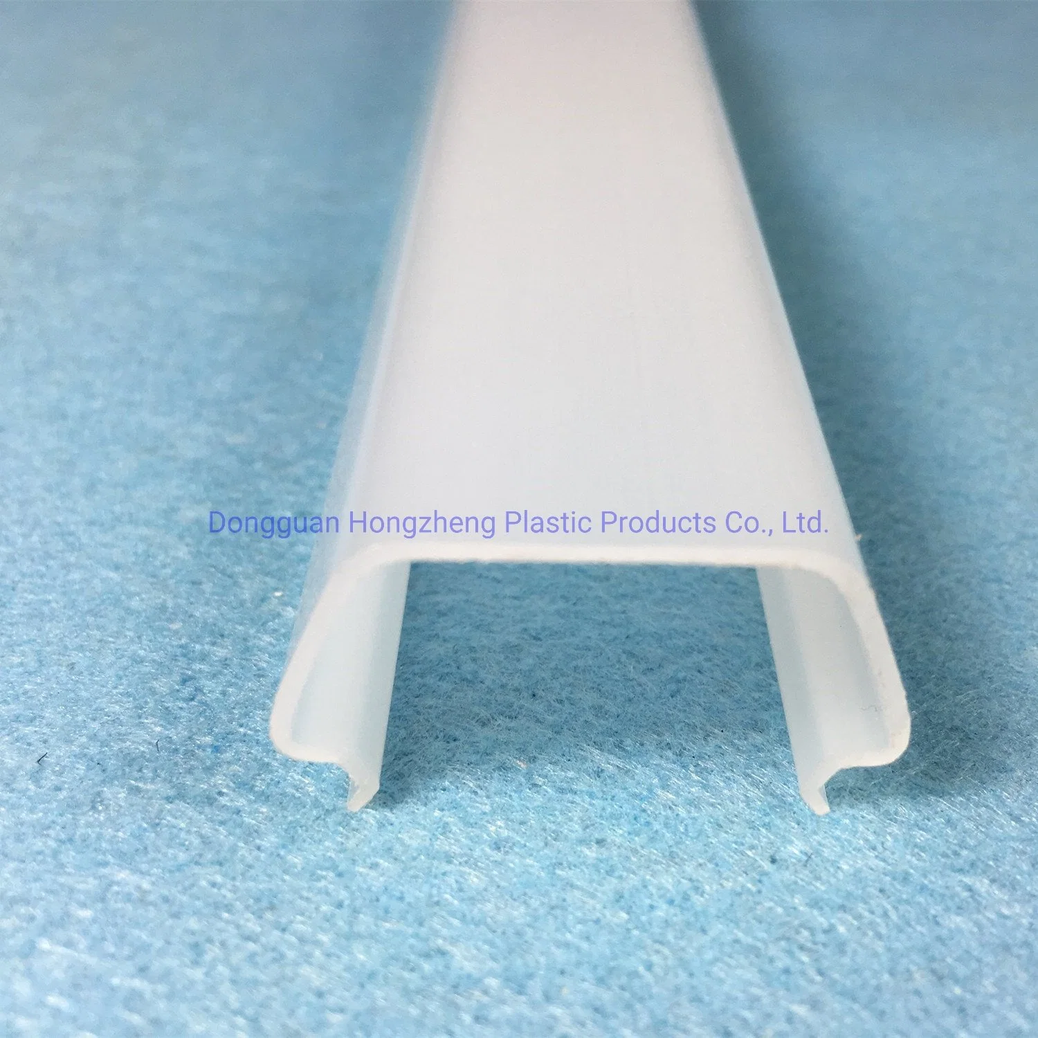 PC Diffuser Lampshade Extrusion Profile for LED Light Housing with Good Price