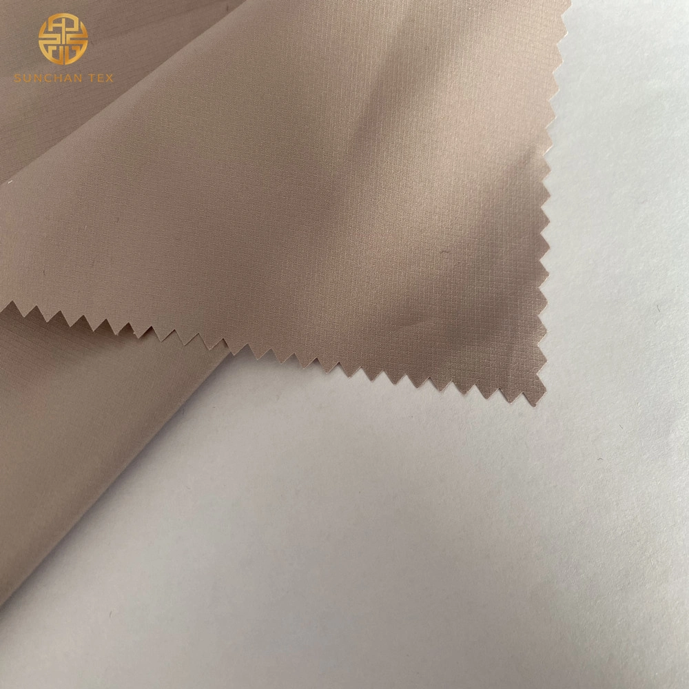 Hight Density 0.1cm Ripstop Polyester Fabric for School Uniform