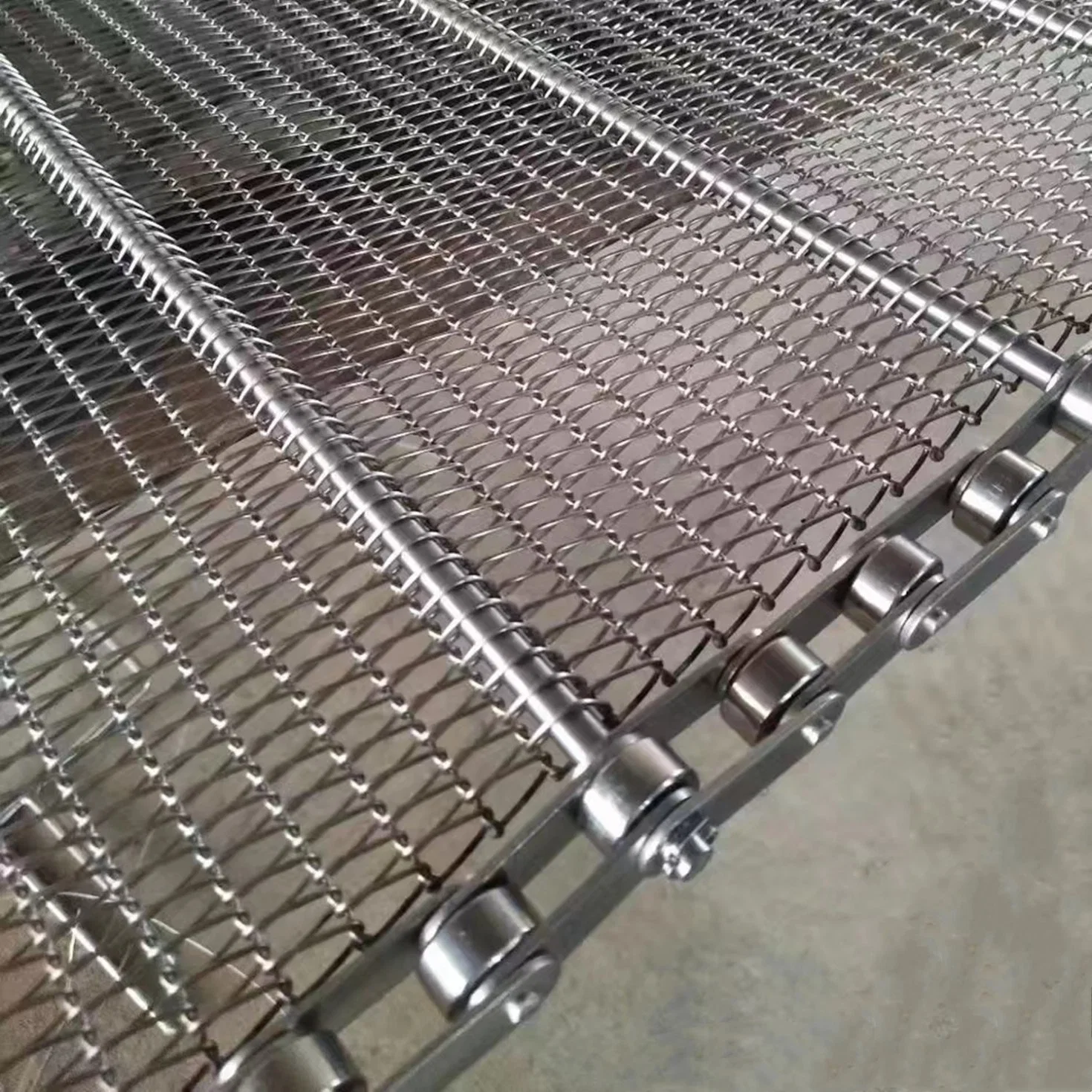 Heat Resistant Stainless Steel Conveyor Belt Wire Mesh Conveyor Belt