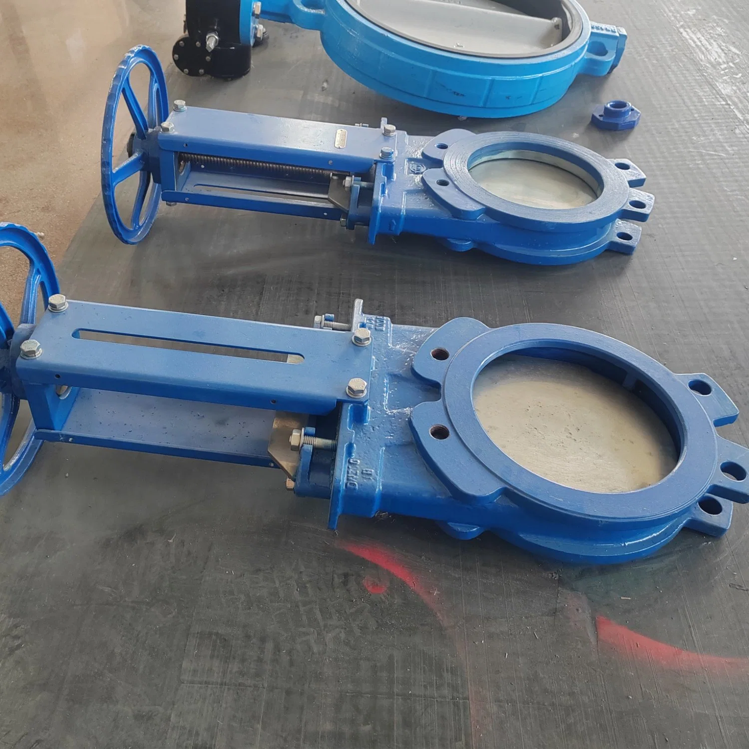 Cast Iron Rising Stem Inside Disc Soft Seal Wafer Type Slurry Sewage Gate Valve