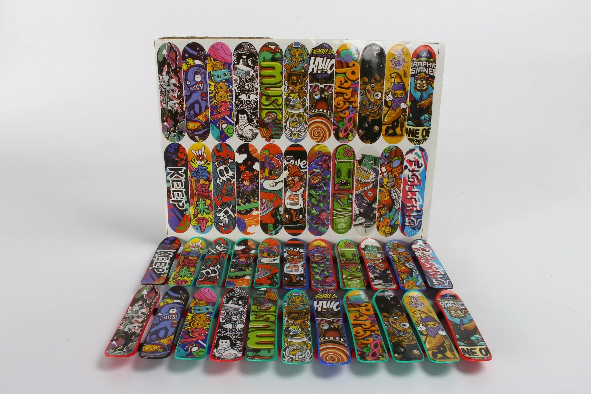 Creativos personalizados Newhot Fidget Diapasón Juegos Juguetes de plástico de skate Kid Mini de regalo de la Junta de dedo Finger skateboard Skate Truck