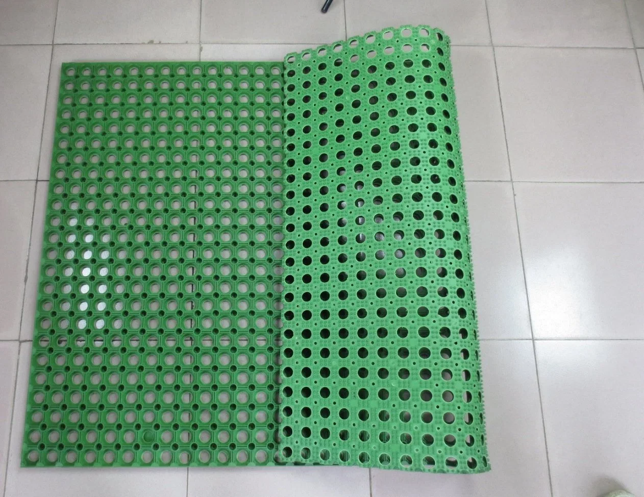 Anti-Slip Grass Mats, Kitchen Mats, Ship Deck Mats with Drainage Holes