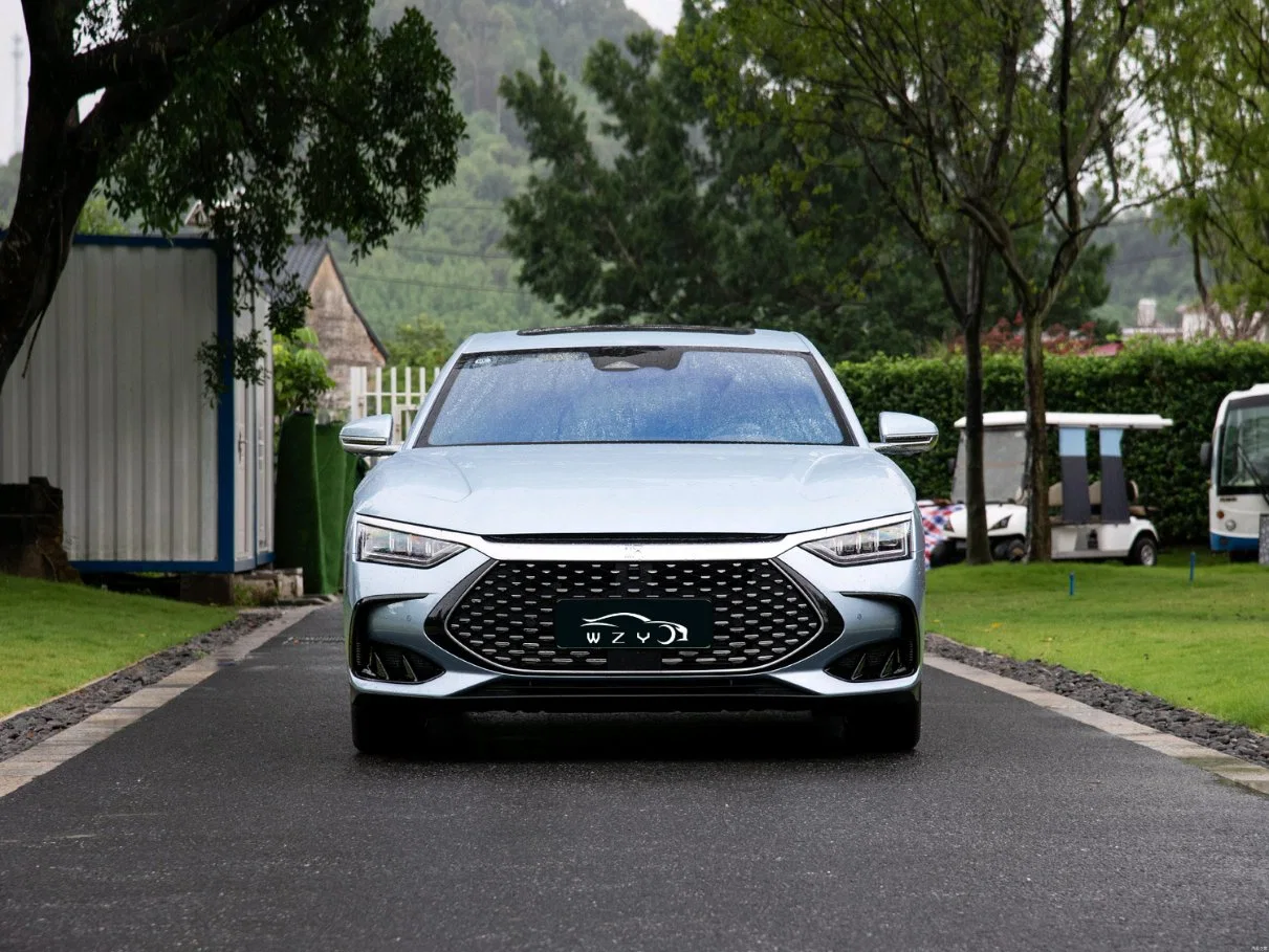 EV Auto BYD Han DM-I 2023 Champion Edition 121L اليسار السيارة عالية السرعة التي يمكن قيادة السيارة بها باليد