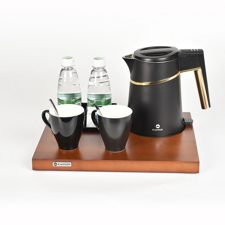 مجموعة الأدراج الخشبية ذات اللون البني في فندق Electric Kettle