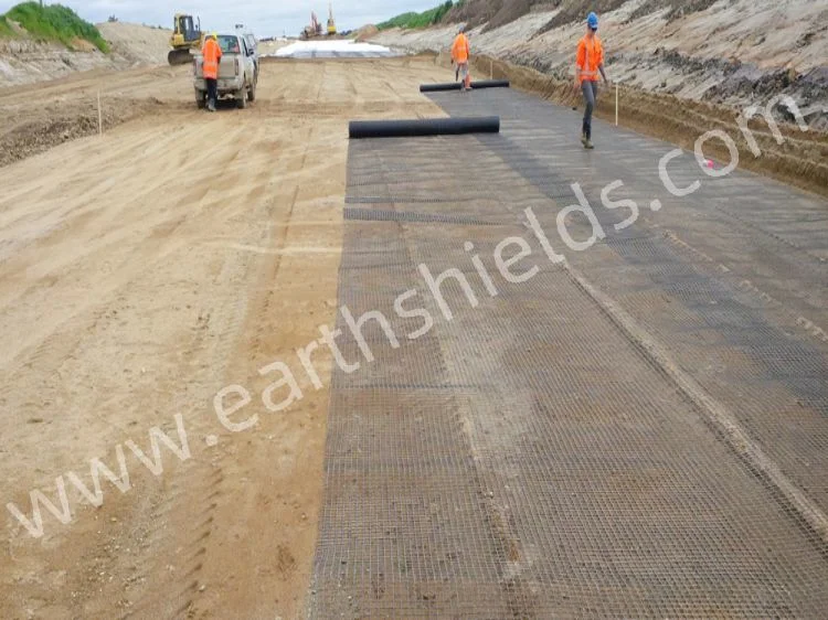 Fiberglass Geogrid for Segmental Retaining Walls, Slopes and Subgrade