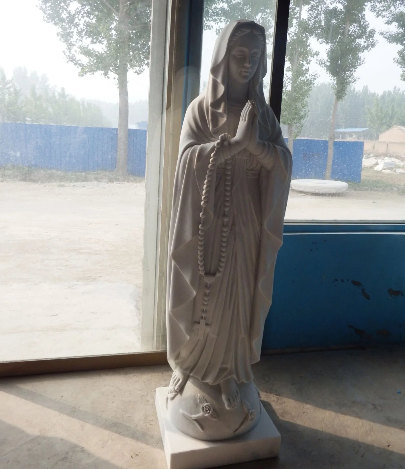 Gartendekoration religiöse Figur Statue Marmor Stein Skulptur (SYMS-155)
