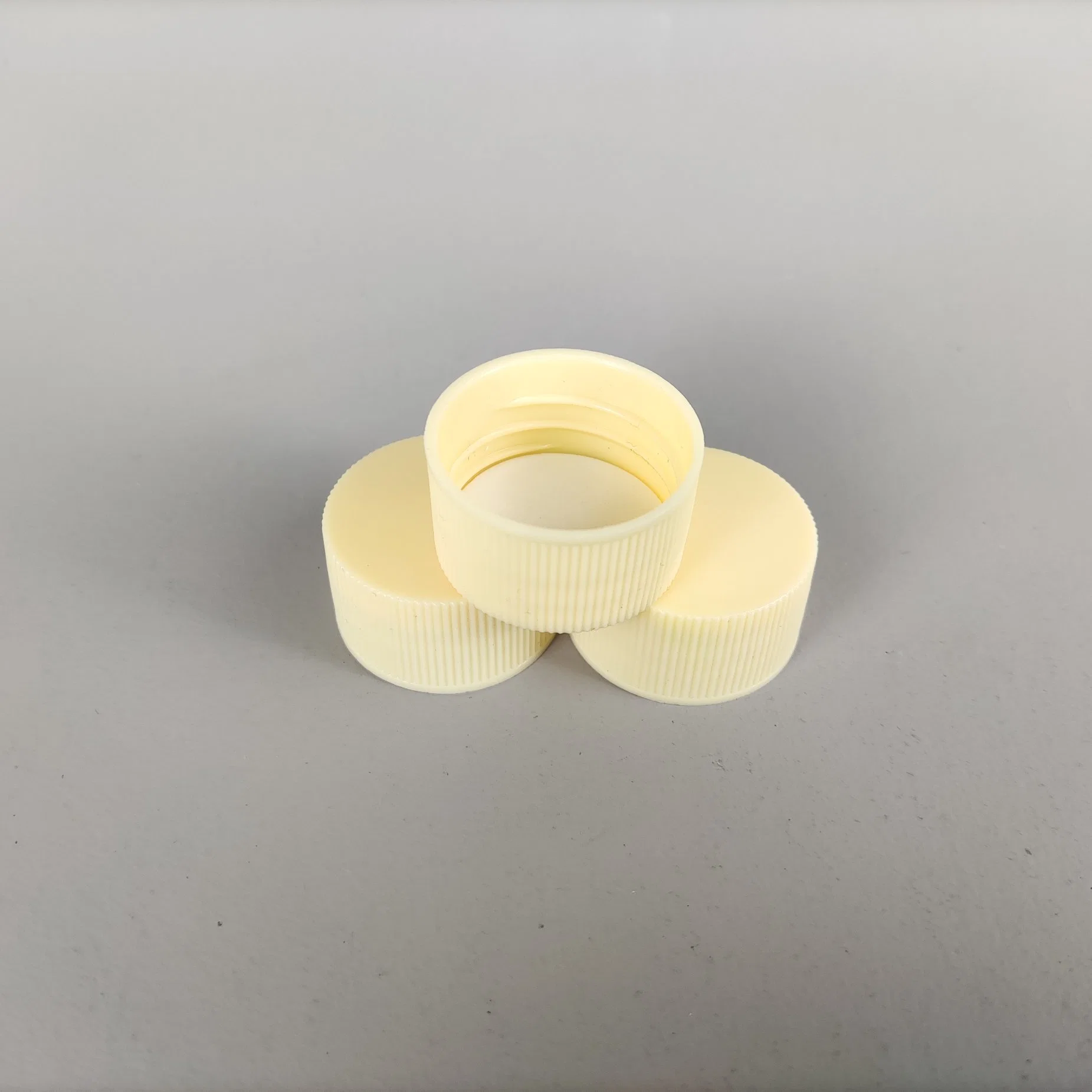 24/410 PP Plastic Bottle Caps Screw Cap for Cosmetic