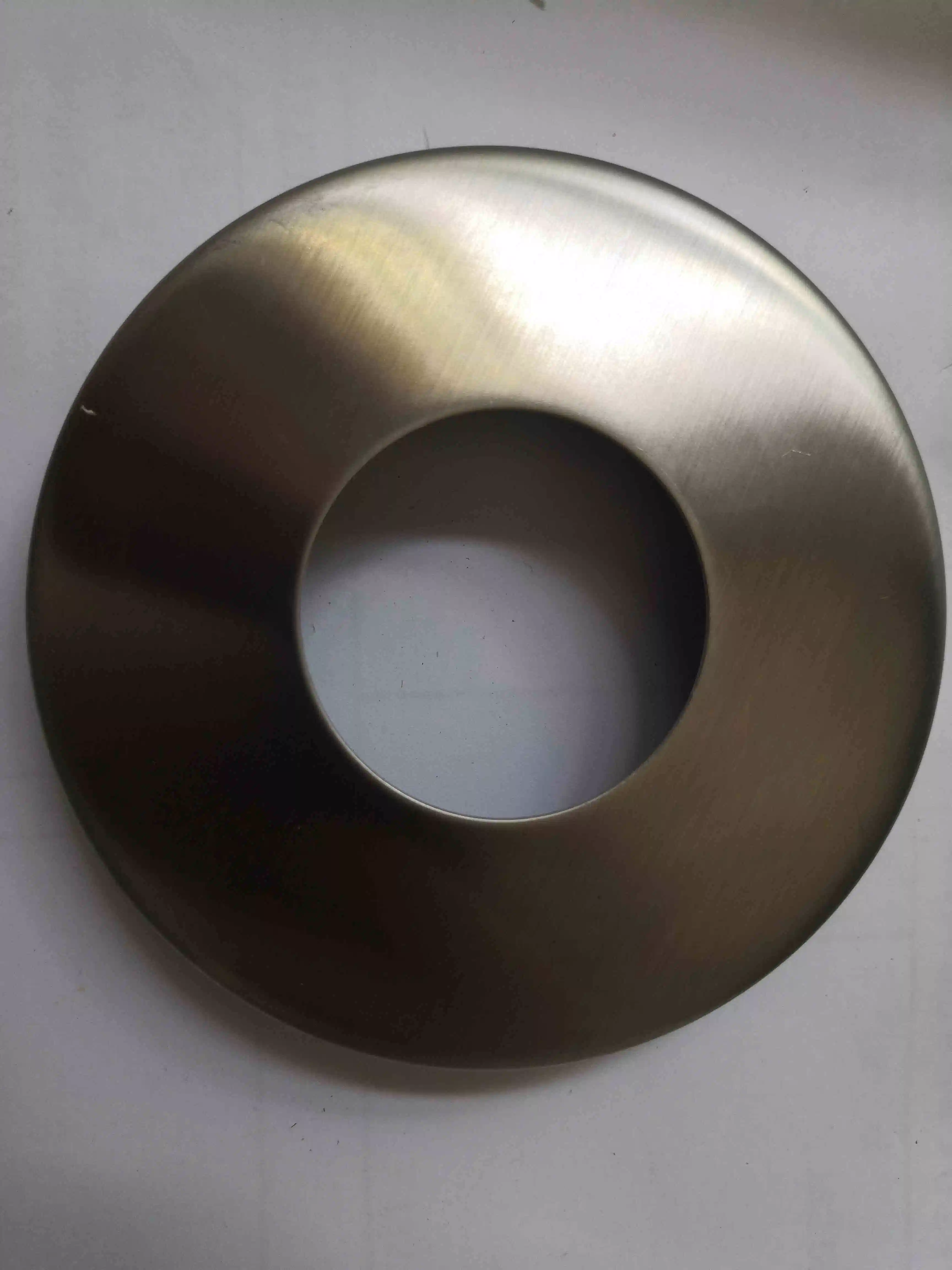 China Manufacturer Stainless Steel/Deep Drawing/OEM Parts/Motor Parts/Hardware/Sheet Metal Stamping with Mirror Polishing for Handrail