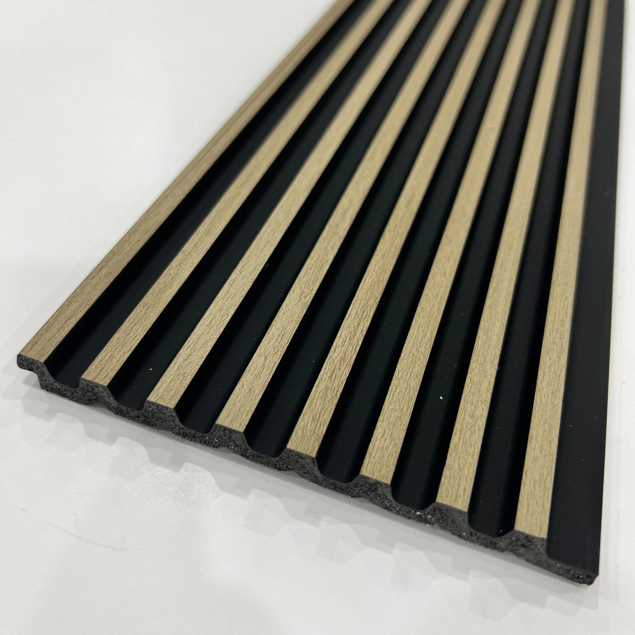 China PVC Composite Wall Cladding PS Wall Panel on Construction Material