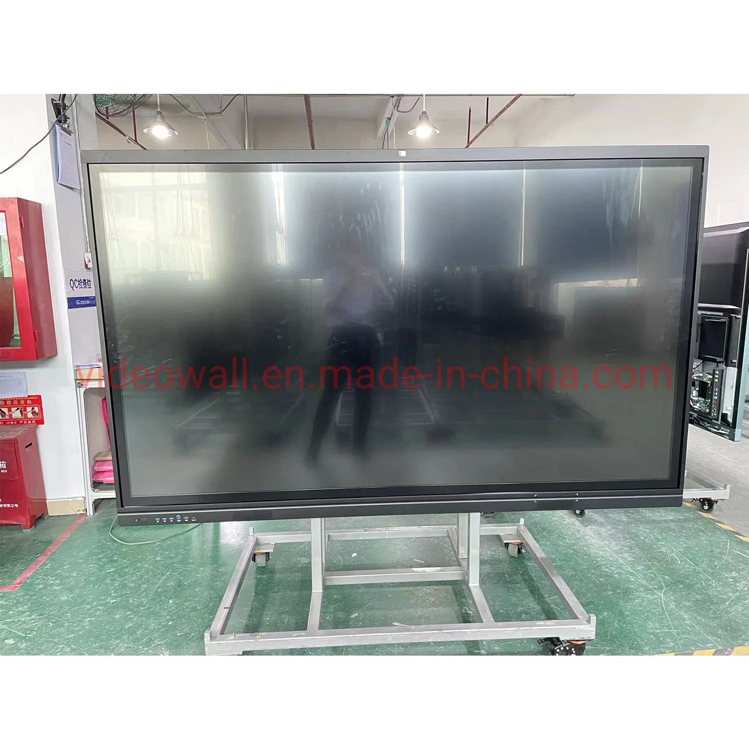 Champion Series Android 11 75" 86" screen interactive board factory price smart board for video conference and education