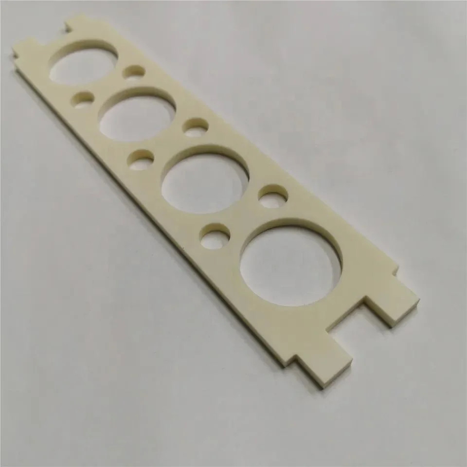 White and Ivory Color Strong Bending Resistance Factory Customized 99% 99.5% Al2O3 Insulator Alumina Ceramic Structural Part