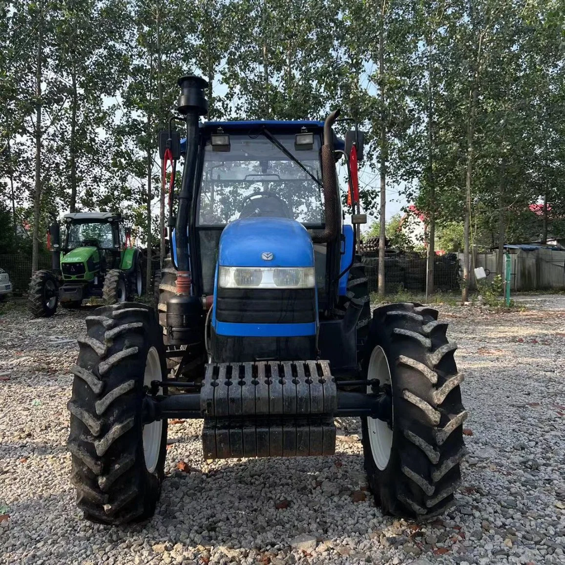 55HP 70HP 75HP 80HP 90HP 120HP 4WD Used Tractor New Holland Snh1204 Farm Machinery Agricultural Machinery