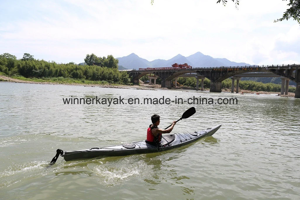 La velocidad de 5,1 millones de solo sentarse en el Océano Touring kayak canoa