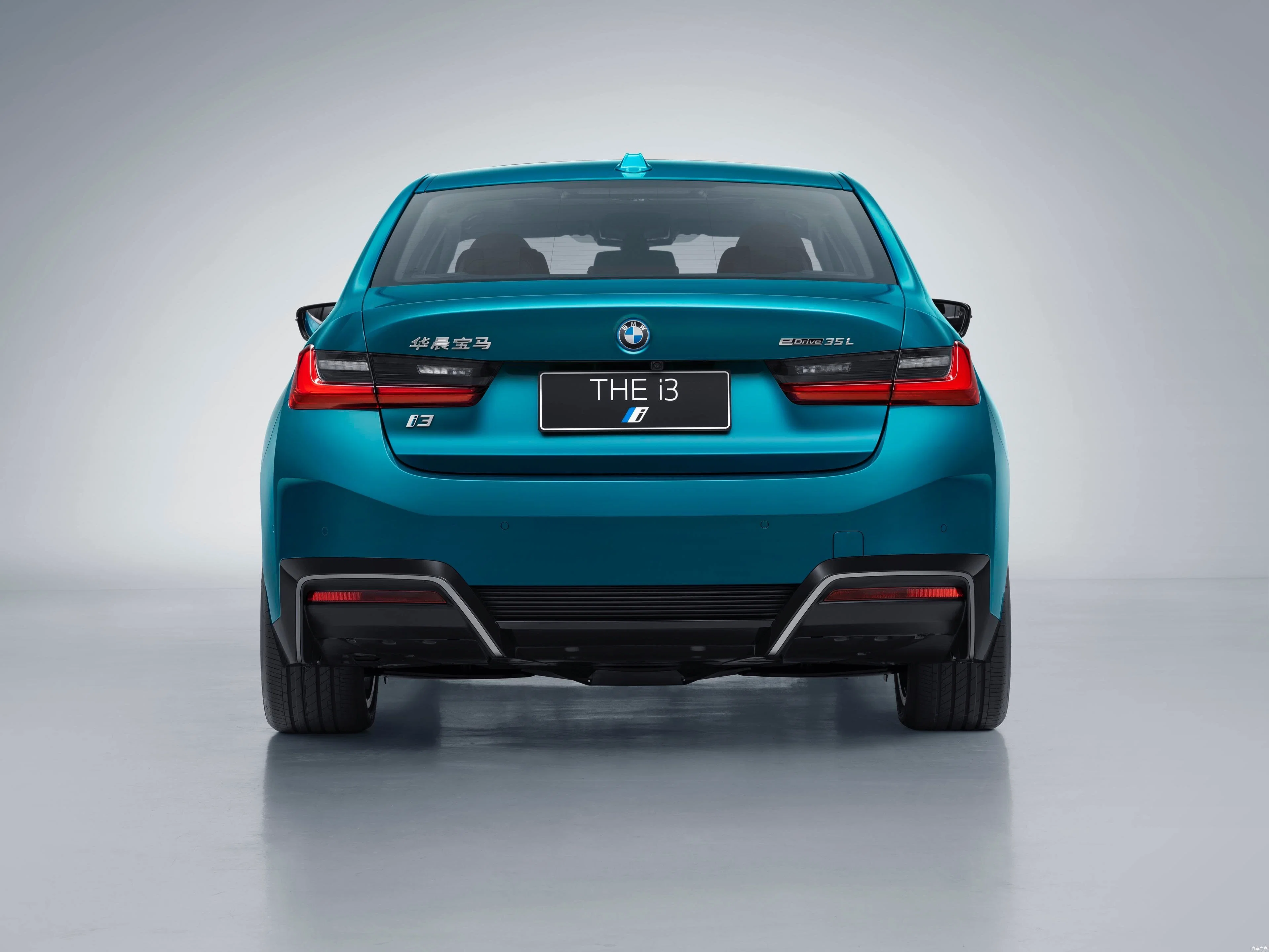 BMW I3 fabriqué en Chine à gauche-direction utilisé voiture EV exceptionnelle batterie ultra-longue Life Extended Edition2023 eDrive 35L Sport Type