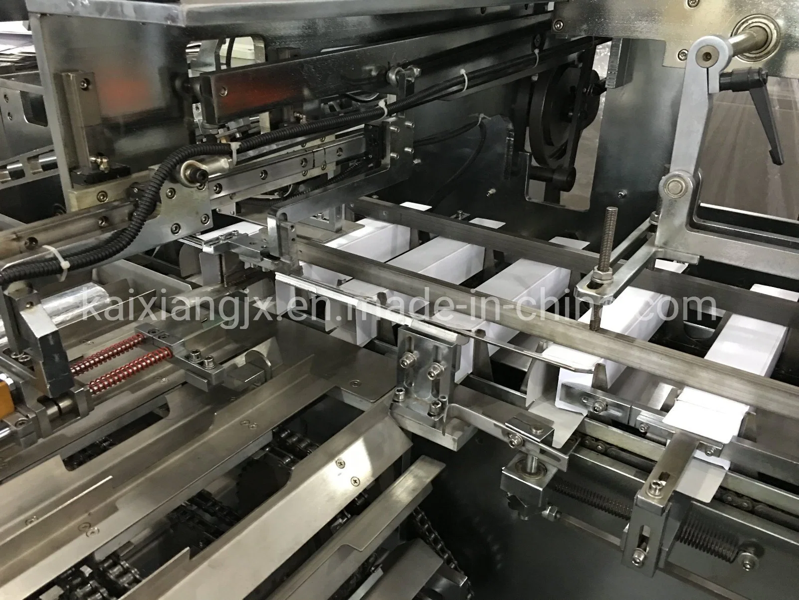 Automatic Aluminum Foil/Preservation Bag/Incense/Plastic Refuse Bag/Roll Product Cartoning Carton Packing Box Packing Cartoner Machine