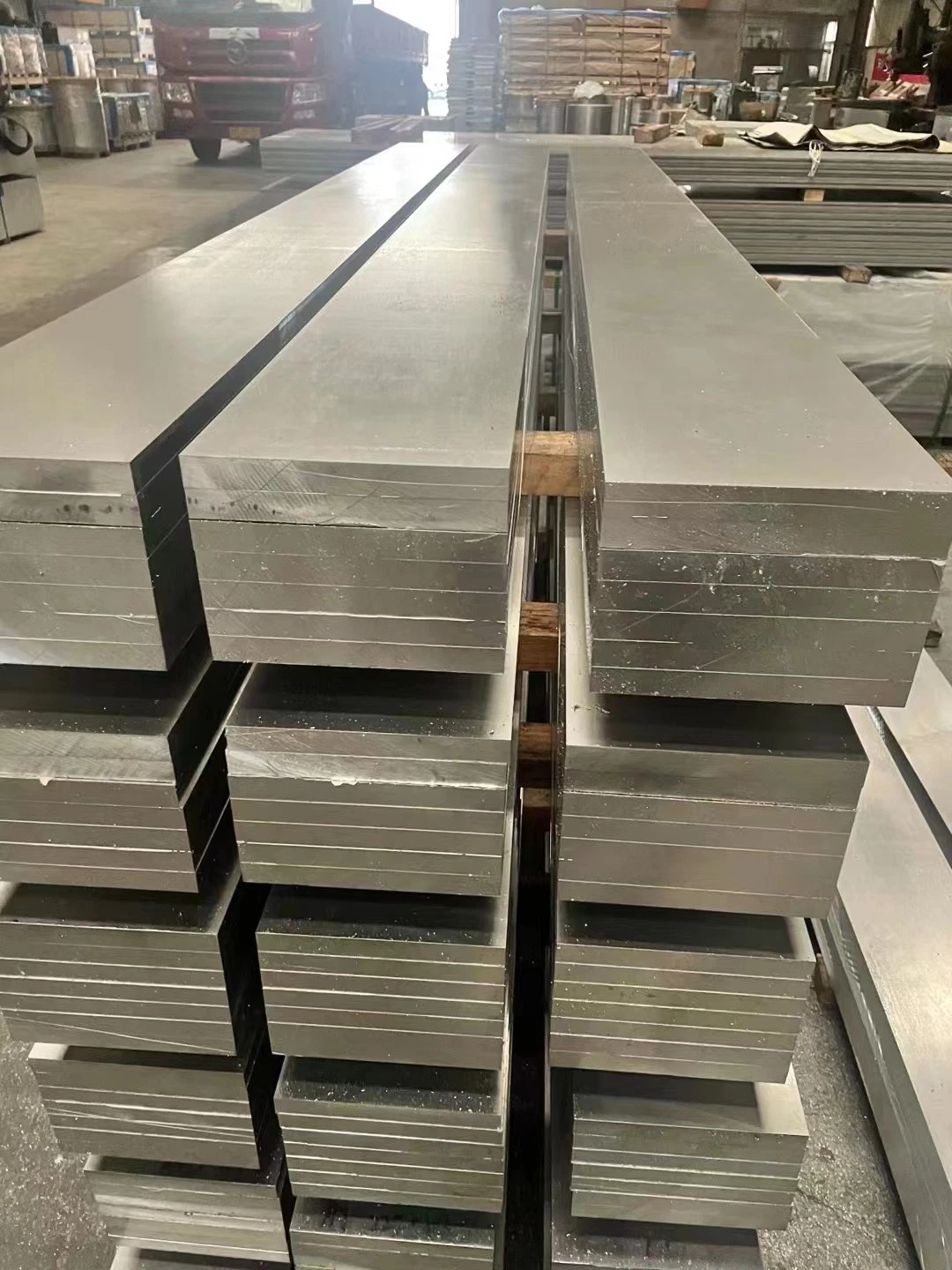 ASTM B209 1060 Aluminum Sheet and Plate (1050/1060/1100/2014/2024/3003/5052/5083/6061/6063/6082/7075)