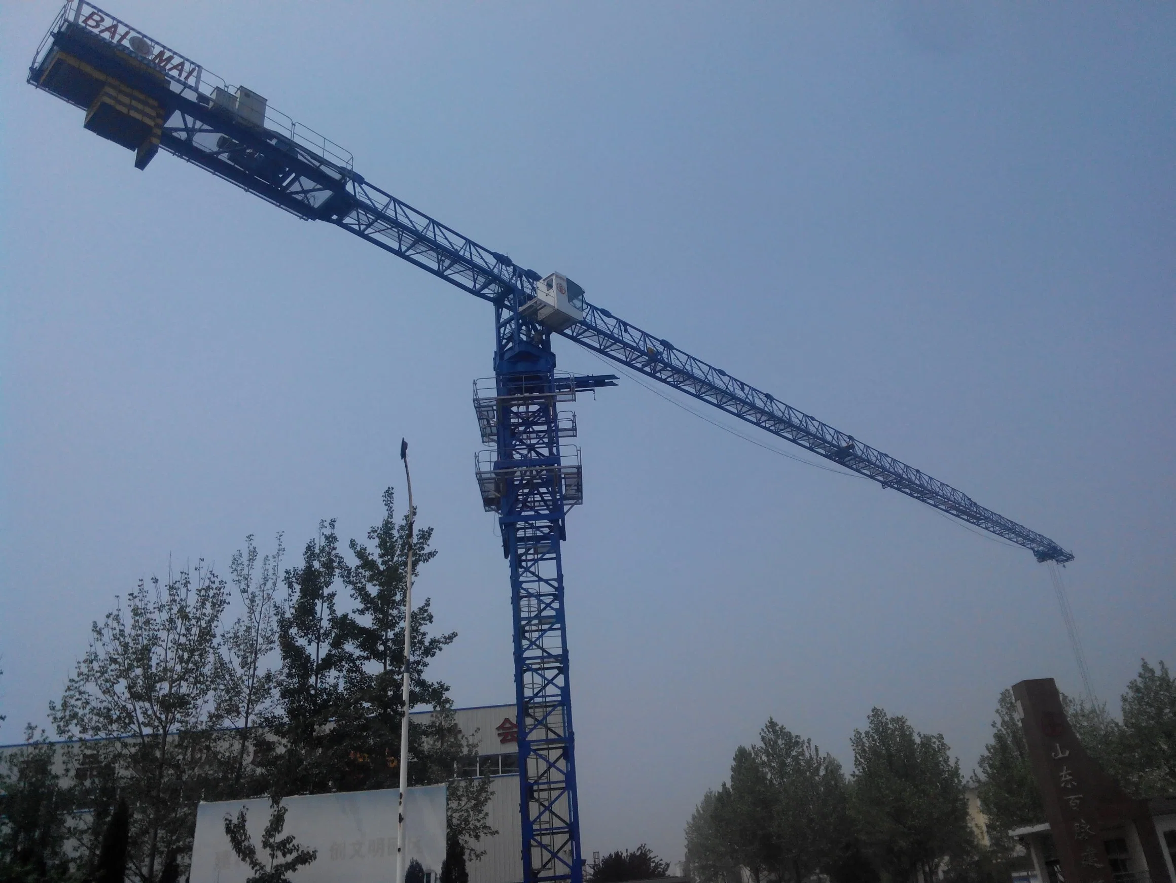 L68 Leaf Type Mast Section Topless Tower Crane for Middle East