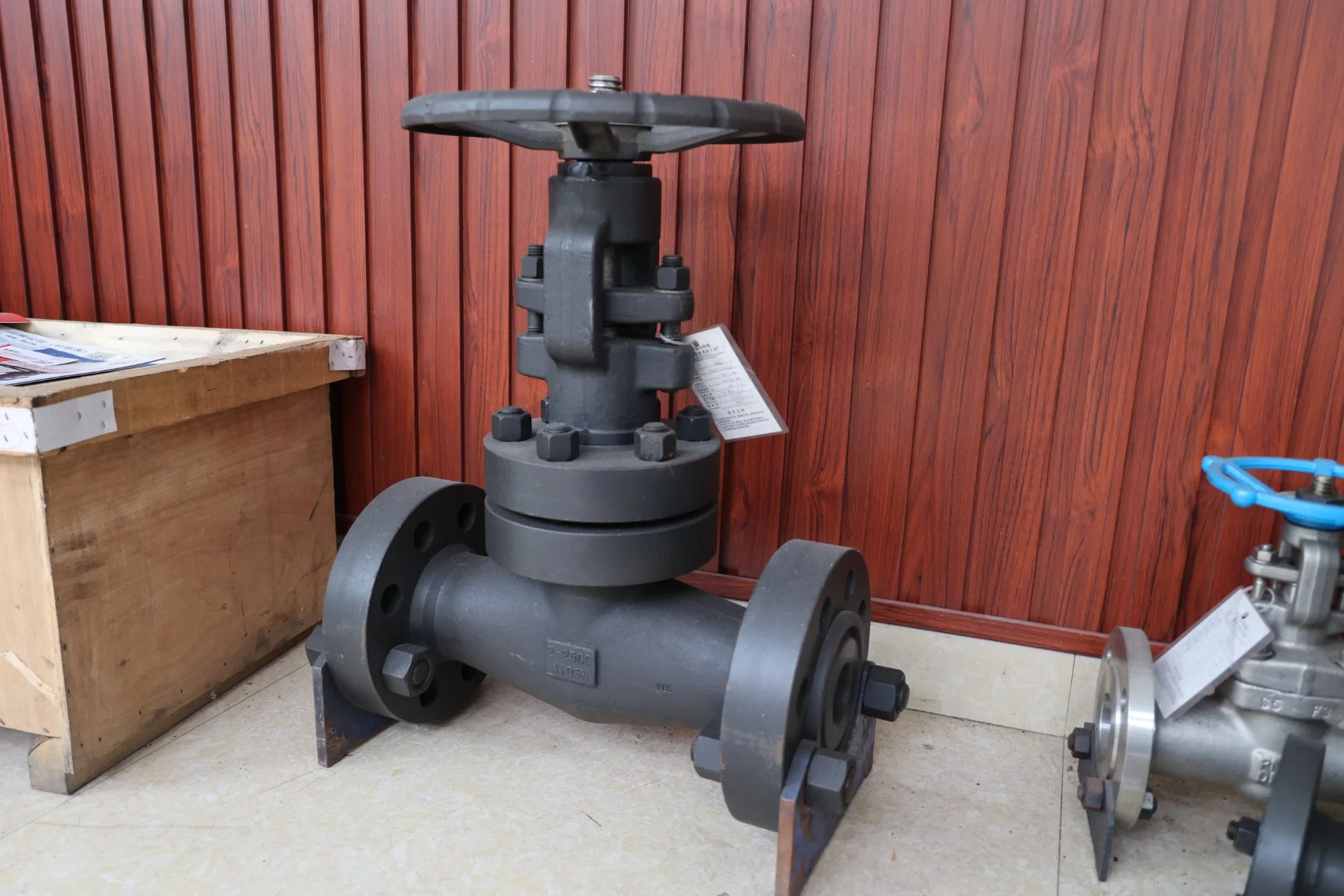 API DIN Standard WCB/Stالمقاوم للصدأ Steel Gate/Globe/Check/Butterfly/Ball Valve Steel Valve