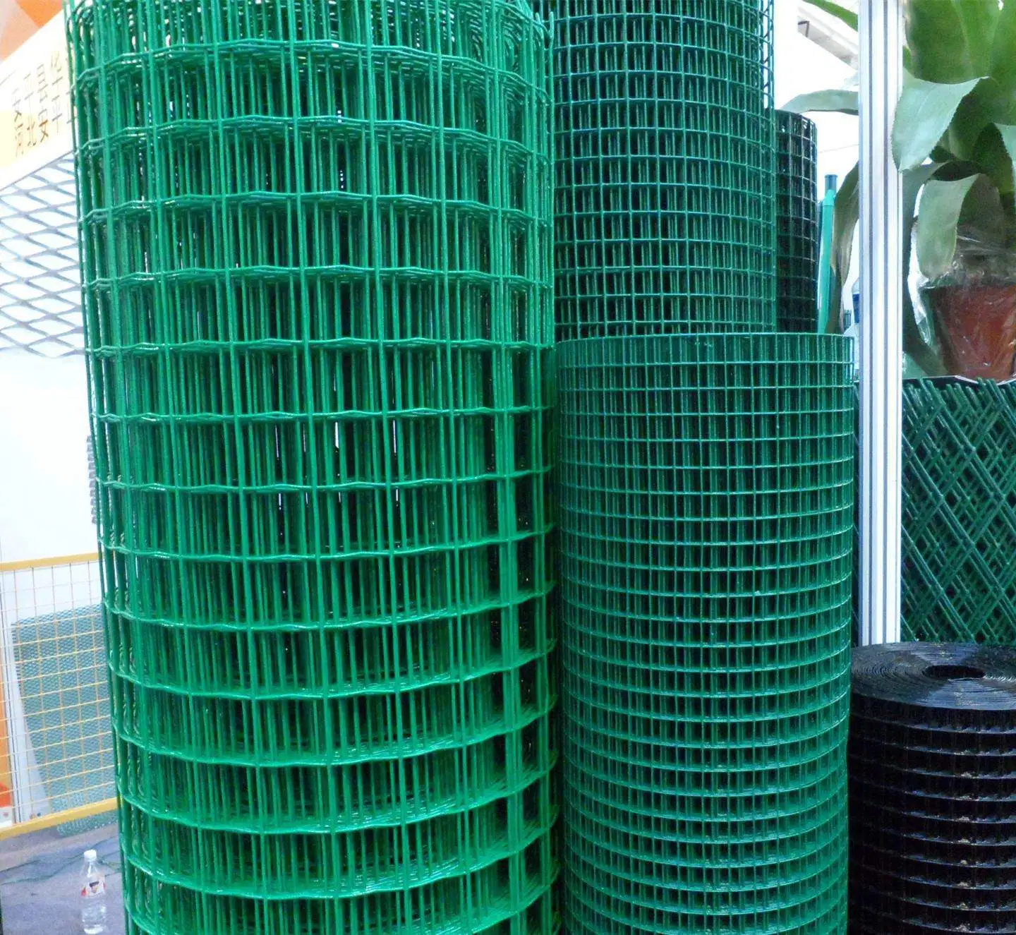 1/2" X 1/2" PVC Coated Welded Wire Mesh Roll Poultry Farm Fence Animal Cage Wire