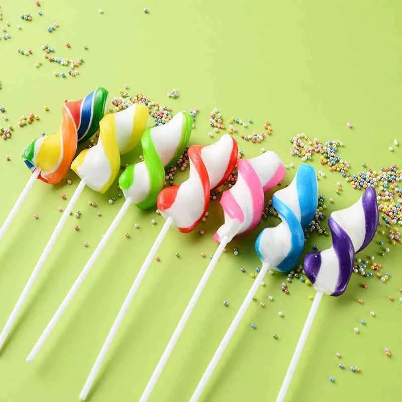 Hecha a mano Colorful Hard Twist Stick Fruity Lollipop Rainbow Lollipop