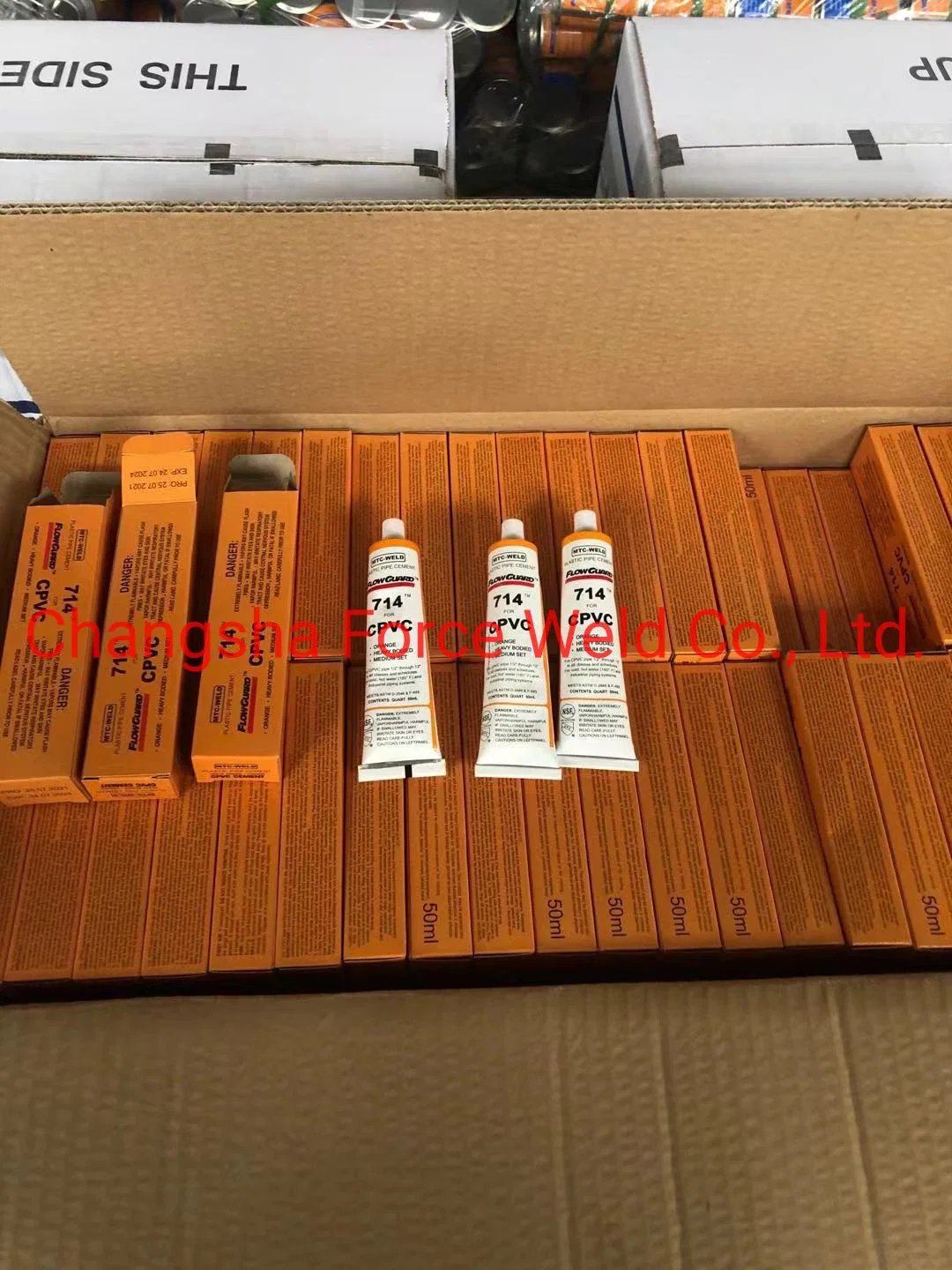 CPVC Glue/Cement/Piepe Glue/Pipe Cement/Solvent Cement/Solvent Glue in Orange Color in Box Packing