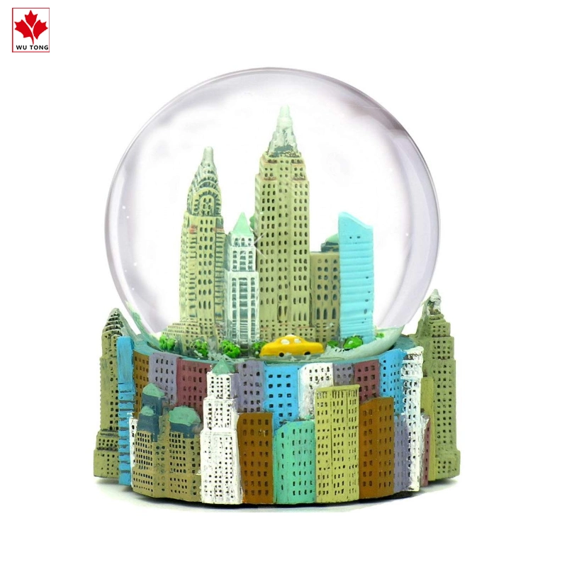 Custom Resin 65 mm New York City Snow Globe