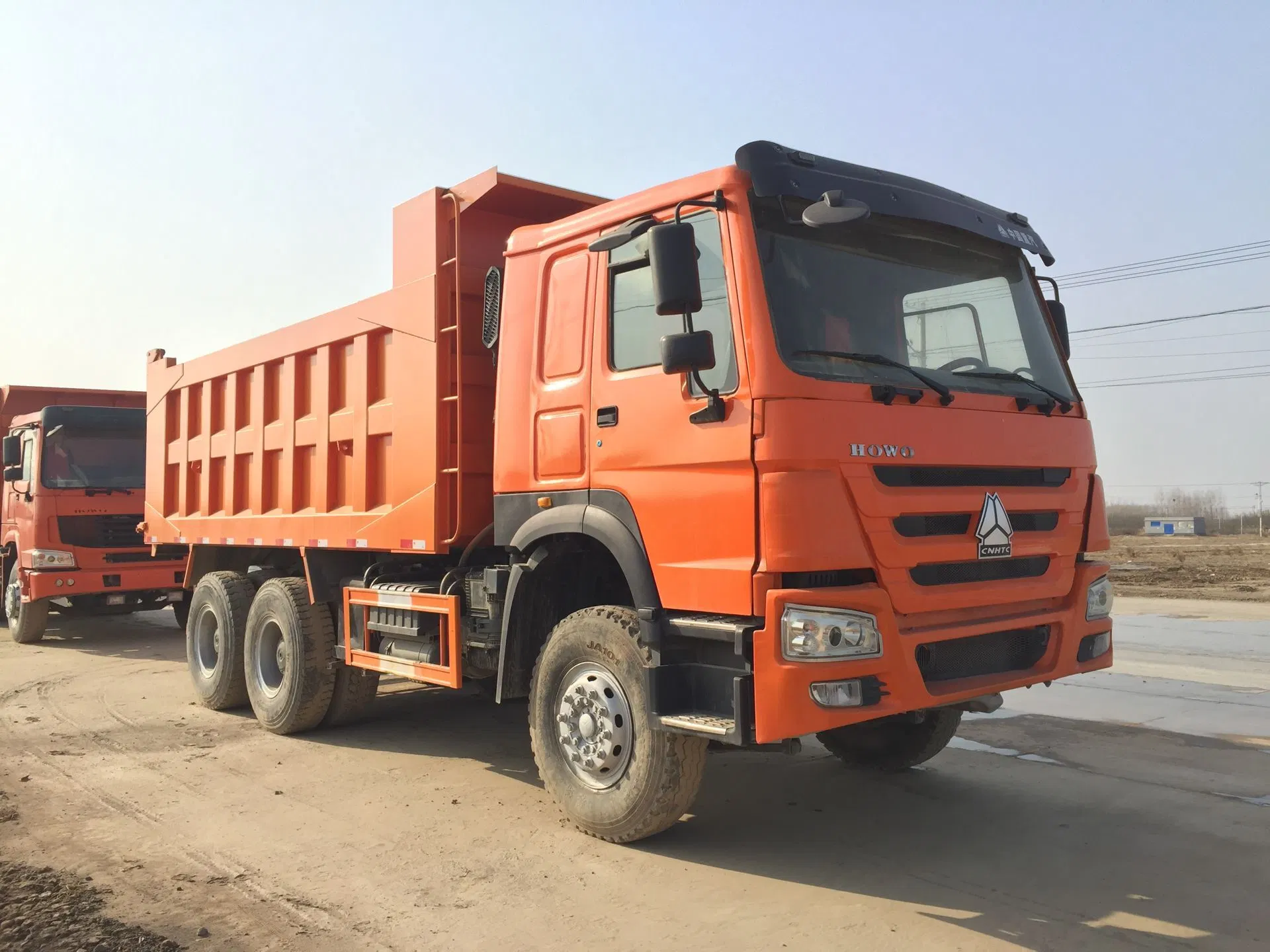 Sinotruk HOWO 6X4 Used Trucks with Production Year 2011 to 2014