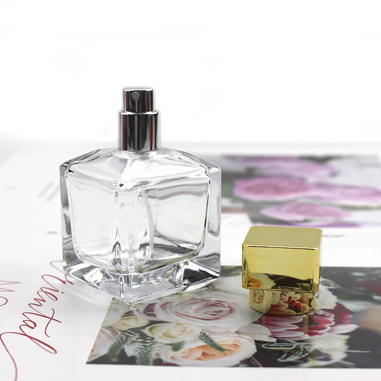 Manufacturing 50ml Custom Square Spray Bottle Design 50 Ml Red Clear Perfume Bottles