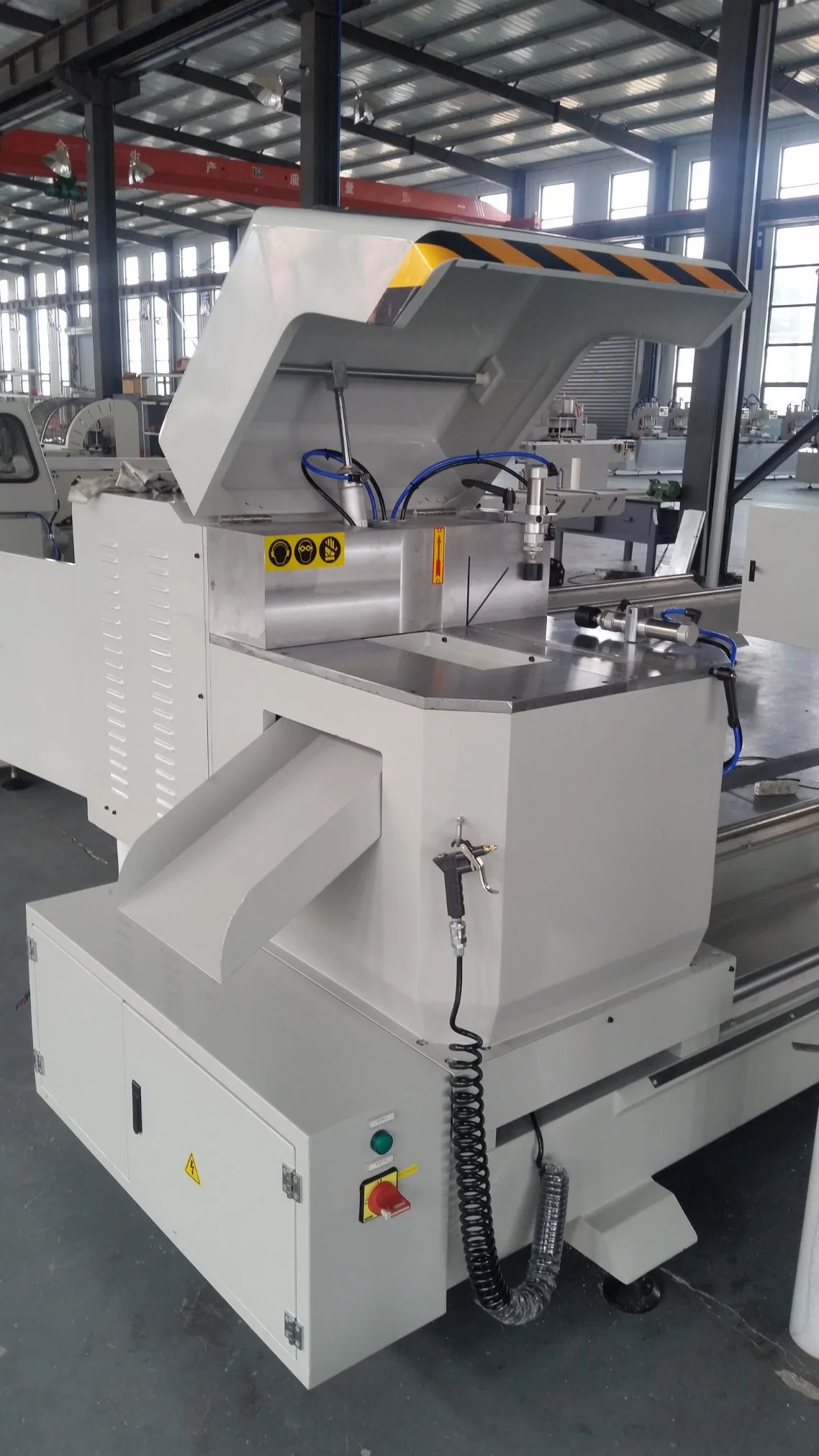 Aluminum UPVC Double Head Cutting Saw Aluminium PVC CNC Cutting Machine