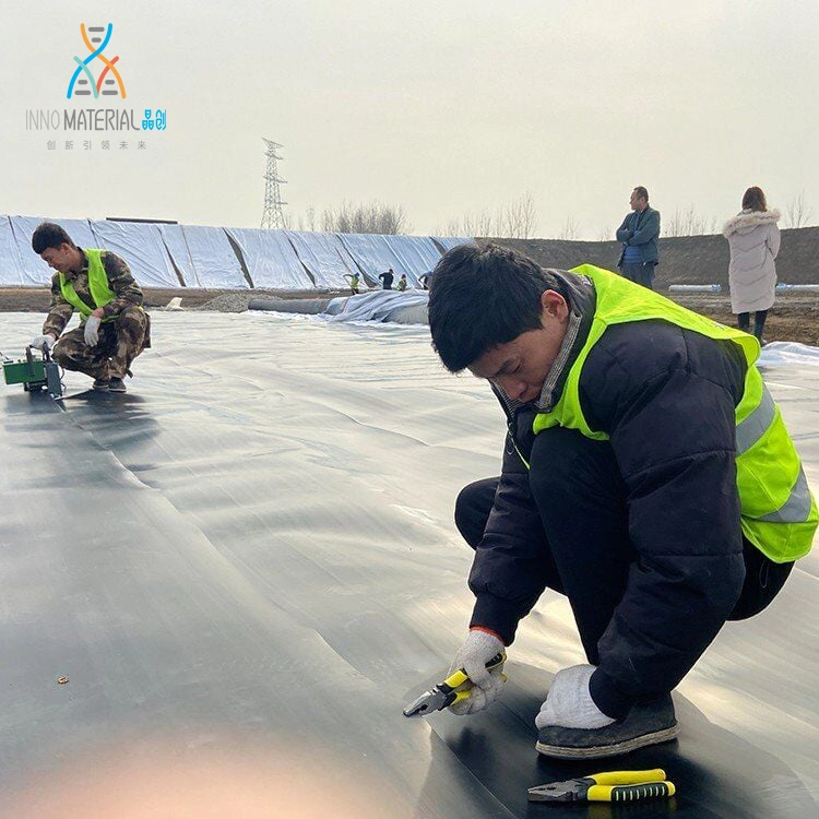 Smooth Inno Paper Roll +Woven Geotextile Waterproofing Membrane Price HDPE Geomembrane with CE