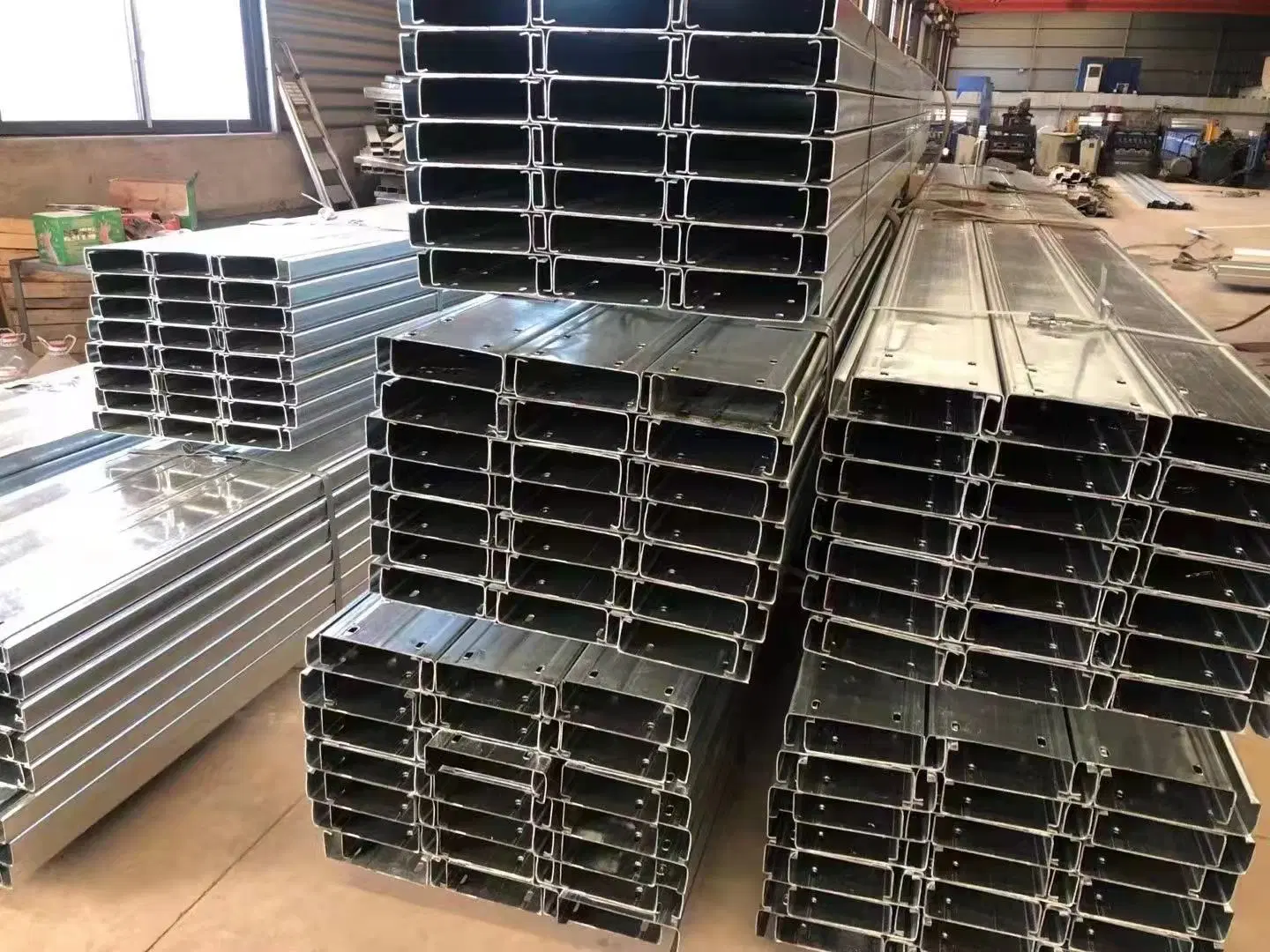 Estrutura de flange grande ASTM A36, laminada a quente/a frio, calha de aço/ângulo aço/carbono/ Aço galvanizado com revestimento de zinco