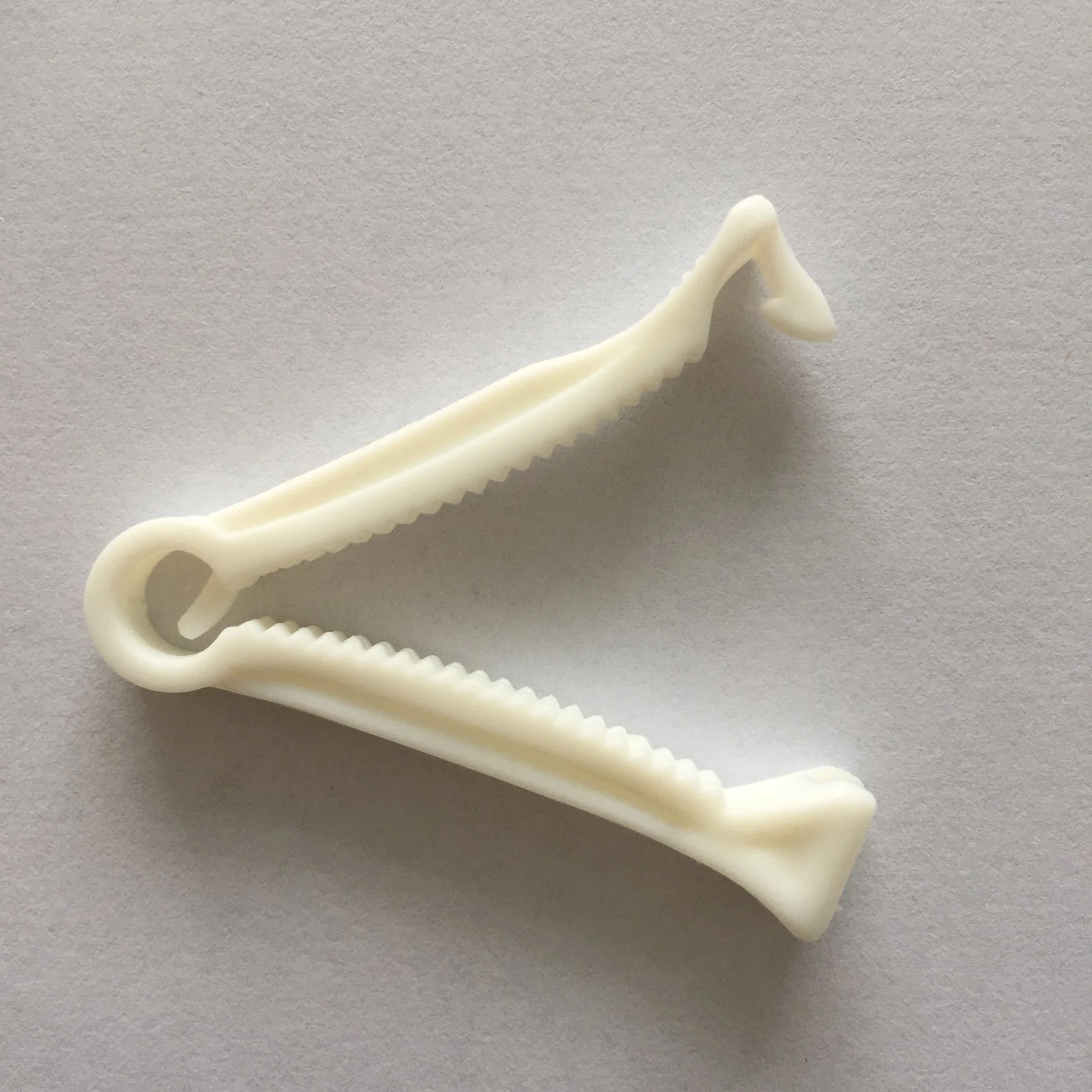 Aseptic Disposable Medical Umbilical Cord Clamp Used for Neonatal