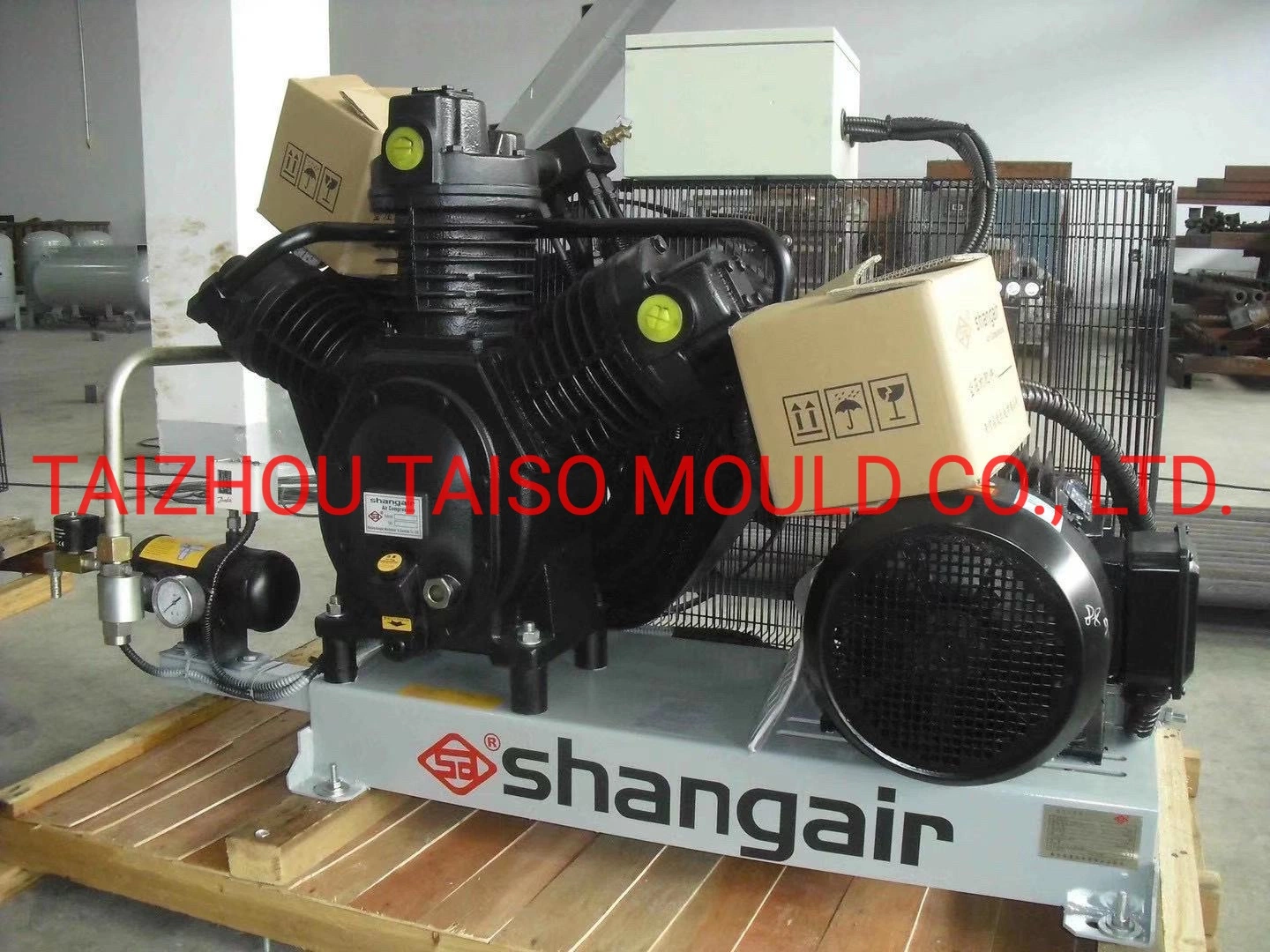 Semiautomatic Small Bottles Water Blow/Blowing Moulding/Molding Machine/Machinery/Injection Molding Machine/Plastic Machinery/Plastic Machine with CE